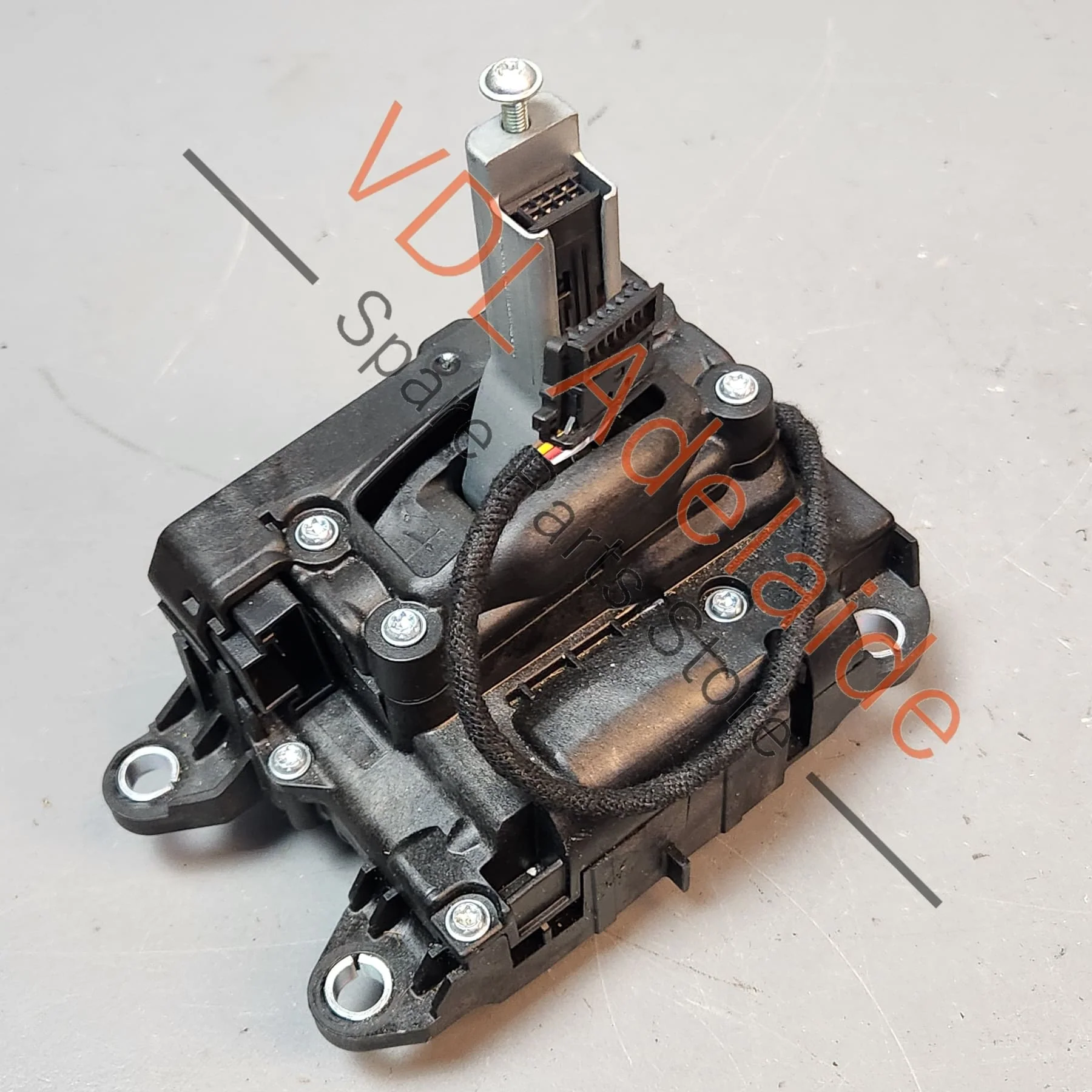Audi A4 B9 A5 F5 Gear Selector Mechanism Switch Lever RHD 8W2713041G 8W2713041Q