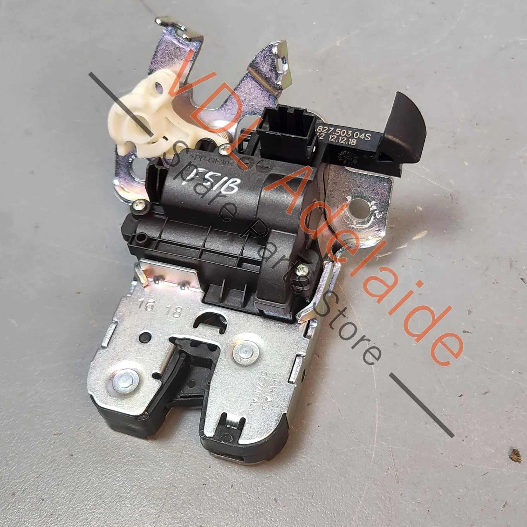 Audi A5 F5 Tailgate Boot Trunk Lock Mechanism 8W0827503
