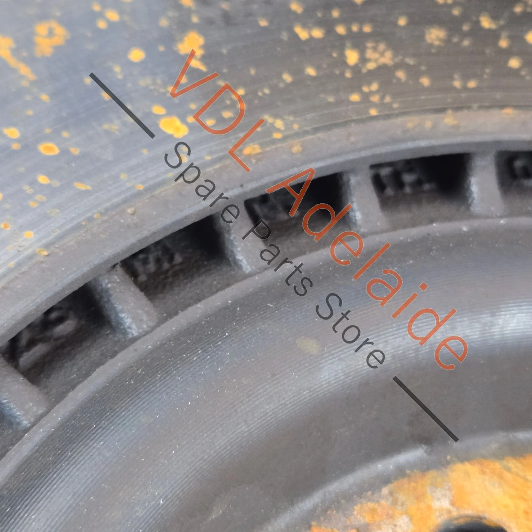 Audi S5 S4 B9 Rear Brake Disc Rotor Set 330x22mm 8W0615601K 80% remaining life - Image 9