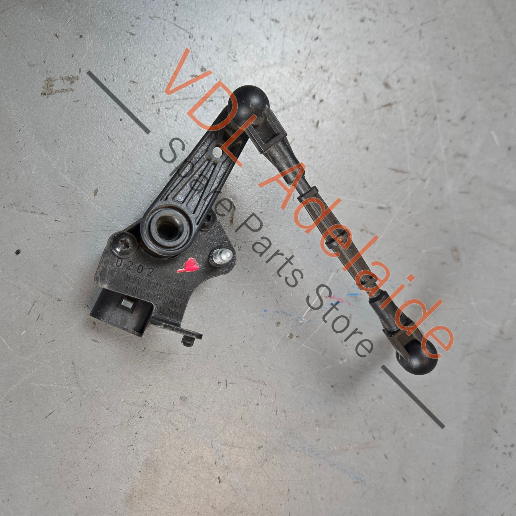 Audi B9 A4 A5 S4 S5 Rear Right Suspension Level Sensor 8W0941310E - Image 2