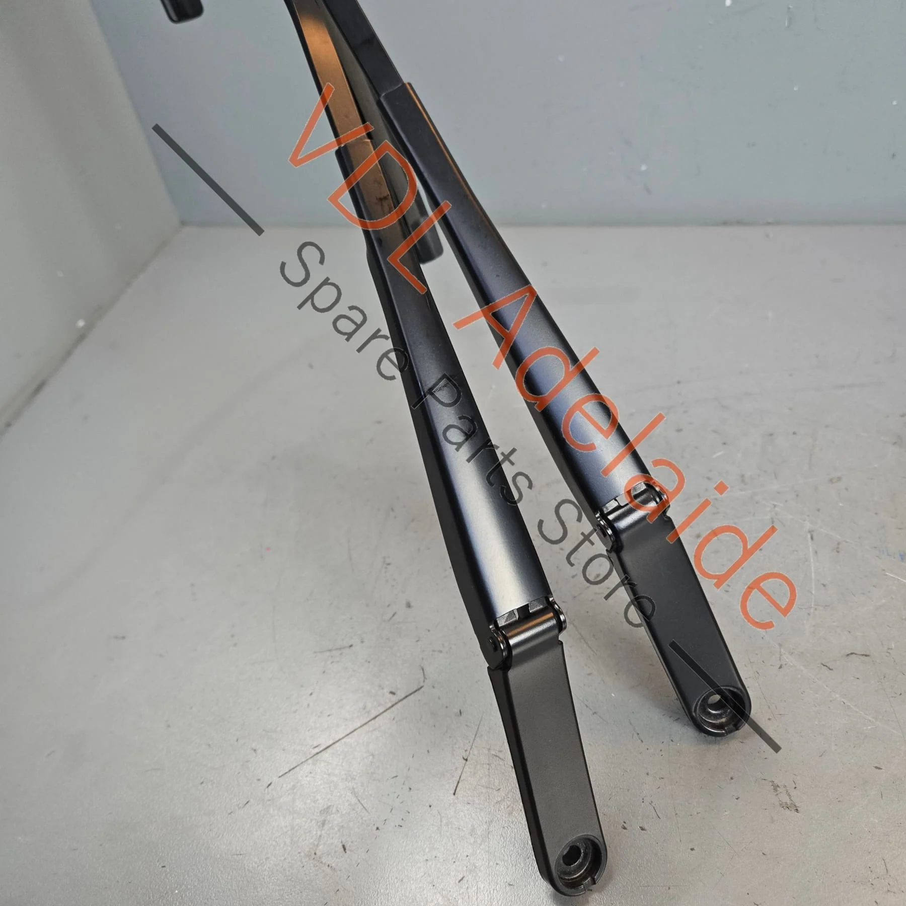 Audi A4 A5 Windscreen Wiper Arm Set Left & Right 8W2955407 8W2955408 8W2998002 - Image 3