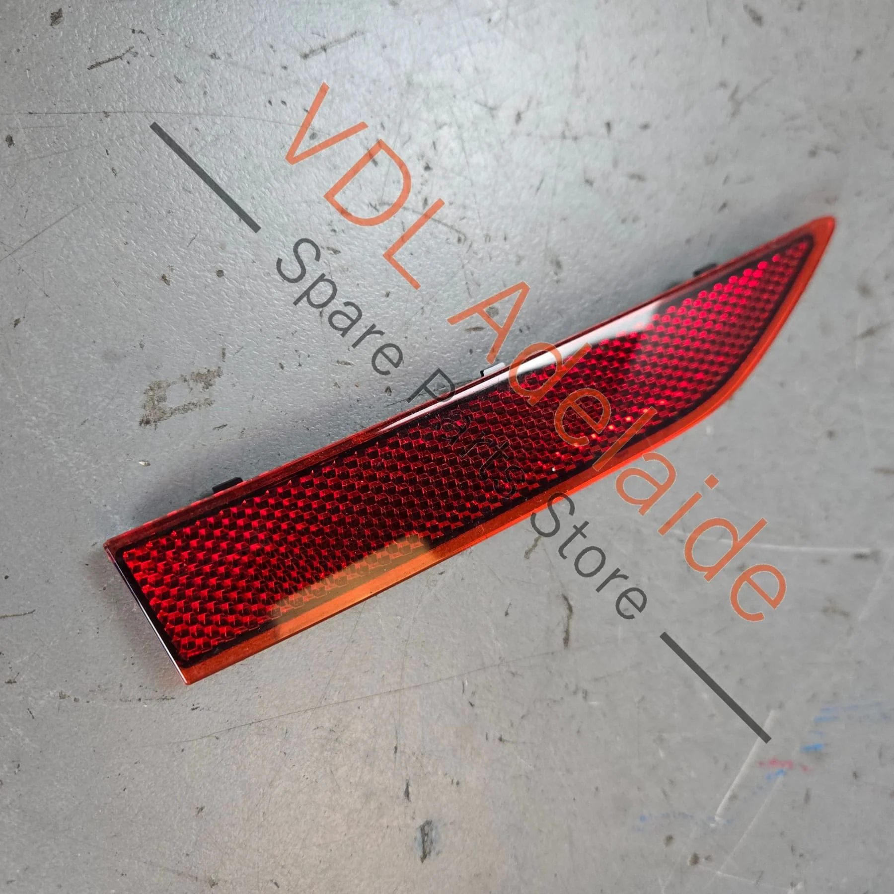 Audi A4 S4 RS4 A5 S5 RS5 B9 Right Inner Rear Bumper Reflector 8W0945104B