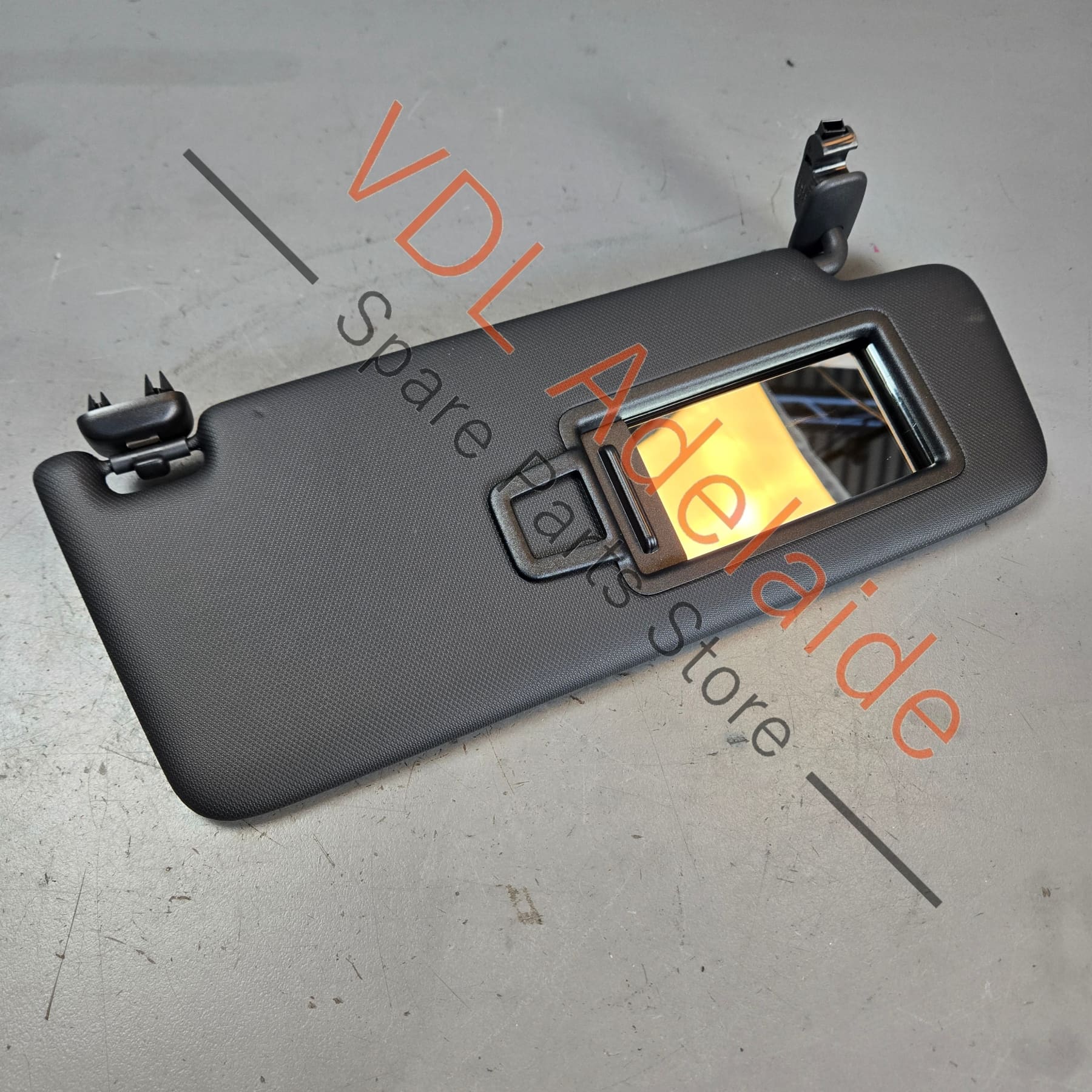 Audi Q5 A5 A4 Right Side Drivers Sun Visor Black 8W0857552P 7C0 8W0857552AL 7C0 - Image 2