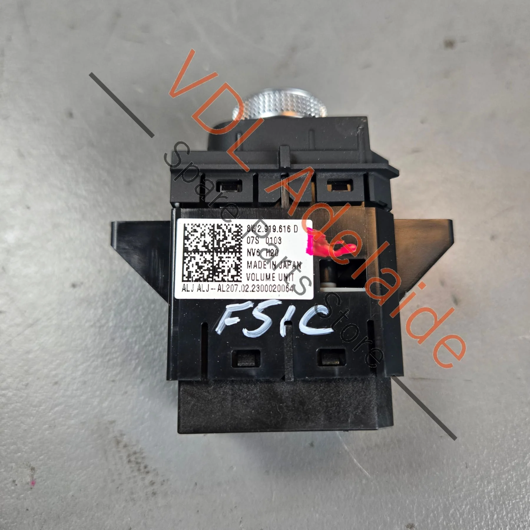 Genuine Audi A5 S5 RS5 B9 Radio Switch for Media Volume Control Centre Console Suit RHD 8W2919616D - Image 3