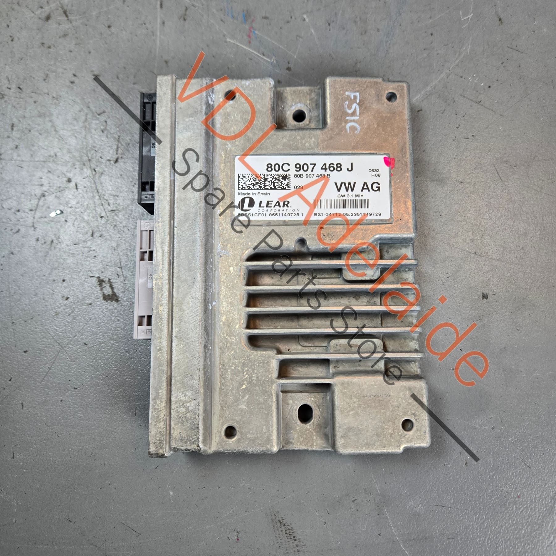 Audi Gateway GW 3.1 Mid Control Module 80C907468J