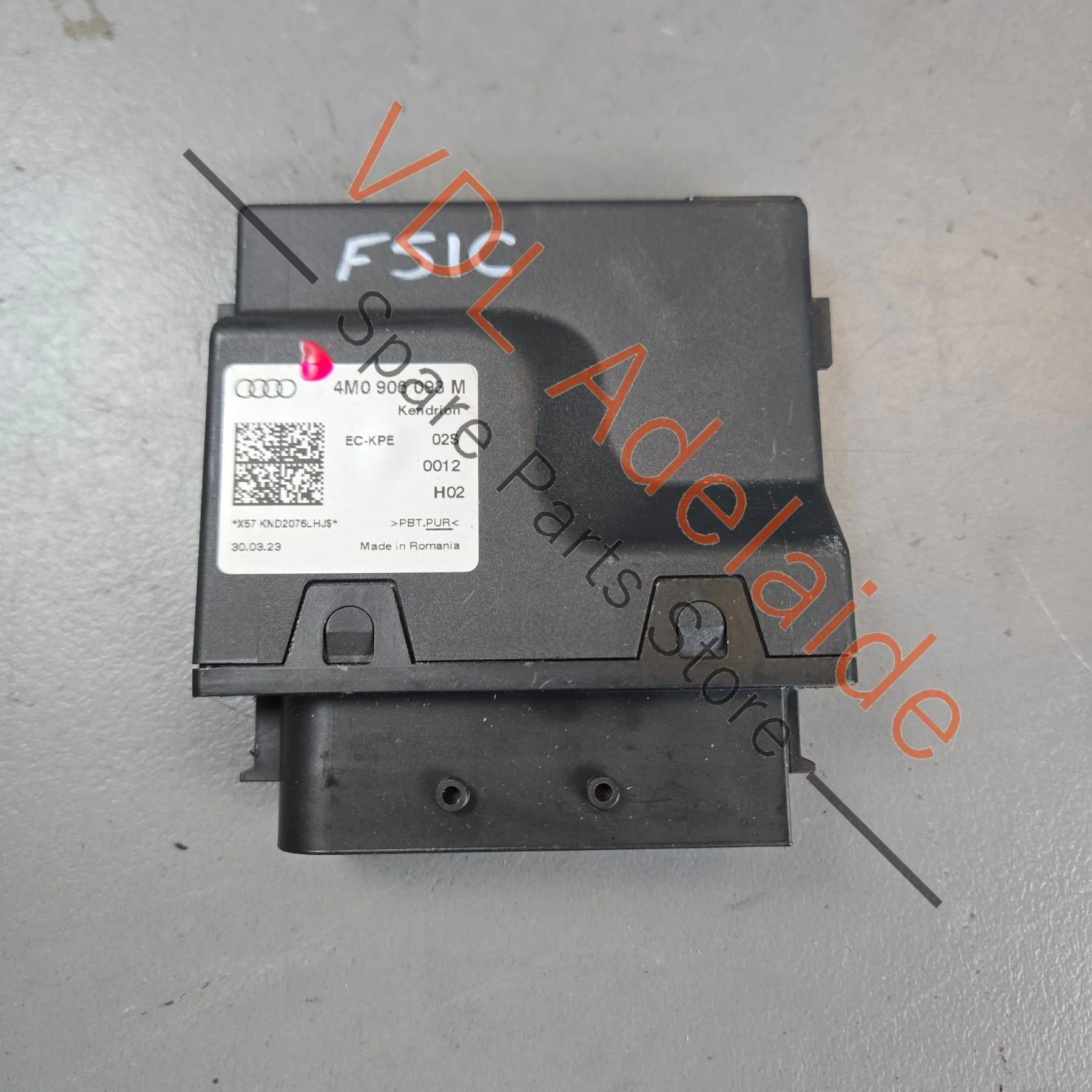 Audi S4 S5 B5 F5 Fuel Pump Control Module Relay 4M0906093M