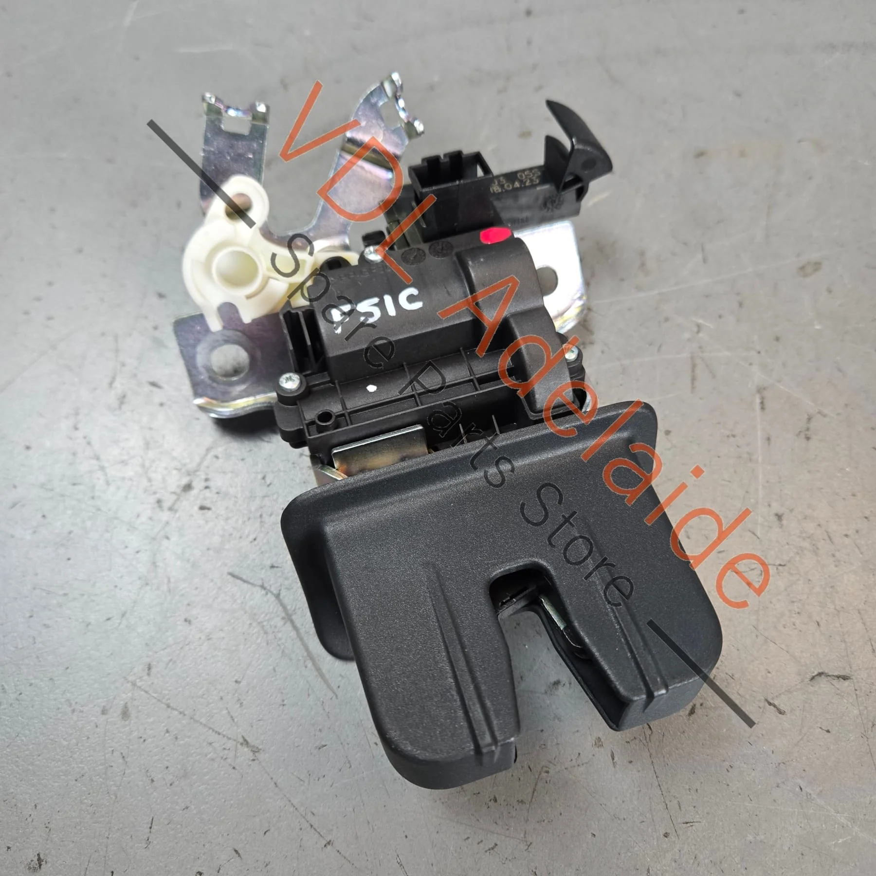 Audi A5 F5 Tailgate Boot Trunk Lock Mechanism 8W0827503