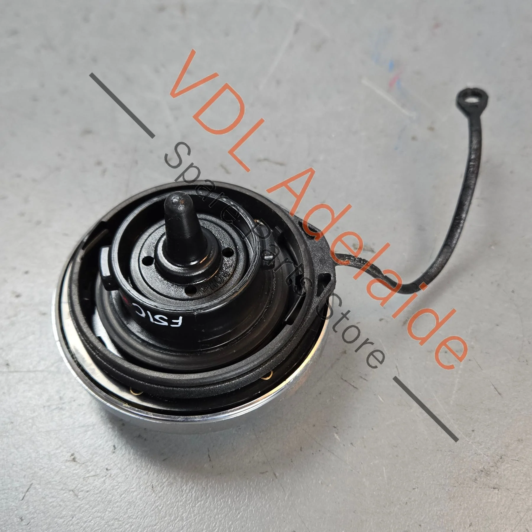 Genuine Accessory OEM Audi Sport Aluminium Chrome Fuel Cap 8Y0071000 - Image 5