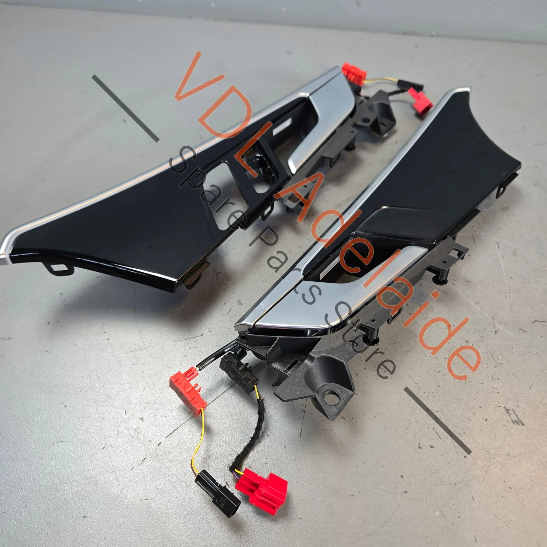 Audi A5 S5 Pair of Illuminated Interior Door Trim Inserts with Fibre Optic Light Colour Change 8W6959517G V58 - Image 2
