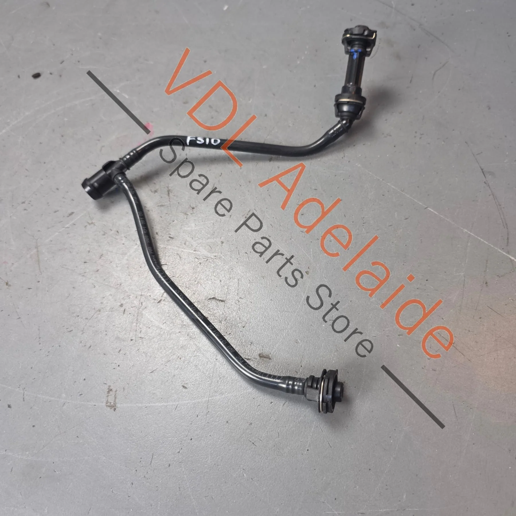 Audi RS4 RS5 Coolant Breather Bleeder Hose 8W0121081Q / 8W0121081DS 8W0122293DL