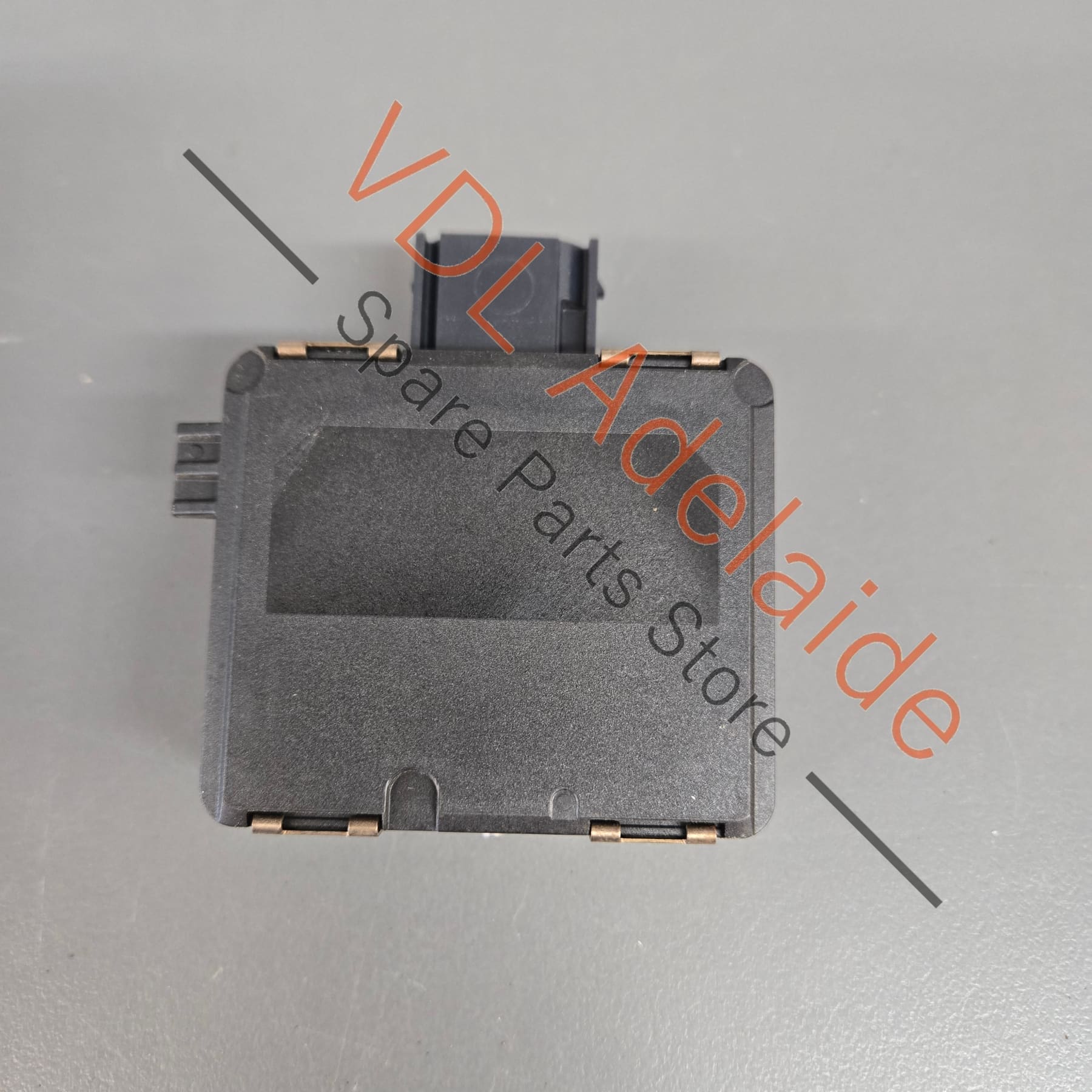 Audi VW Rear Right Lane Change Assist Module Radar Master 4M0907566D - Image 3