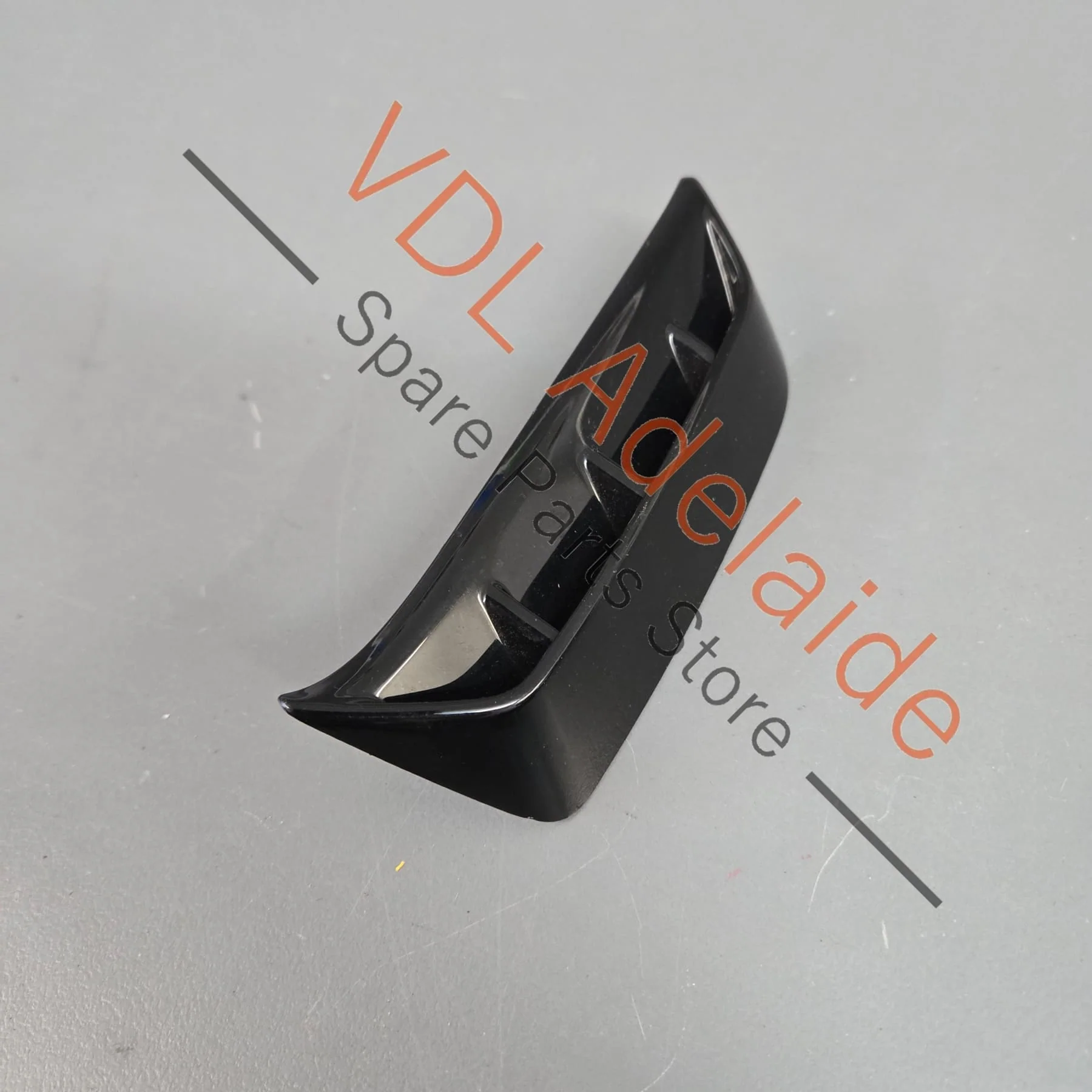 Audi RS5 front Left Fender Trim Filler Panel Gloss Black Exterior Molding 8W6853173