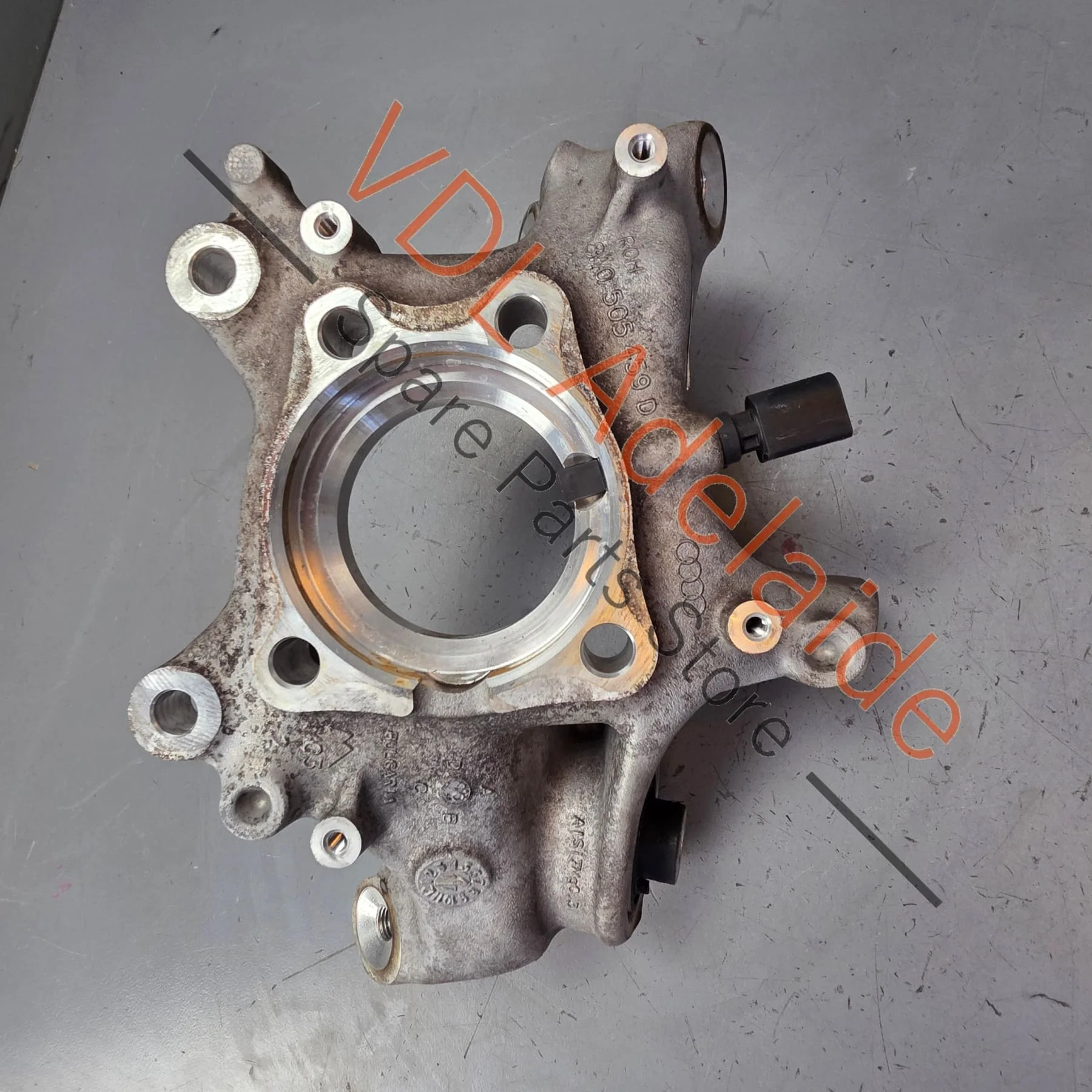 Audi RS5 F5 B9 Rear Left Wheel Bearing Housing Hub 8W0505431R - Image 3