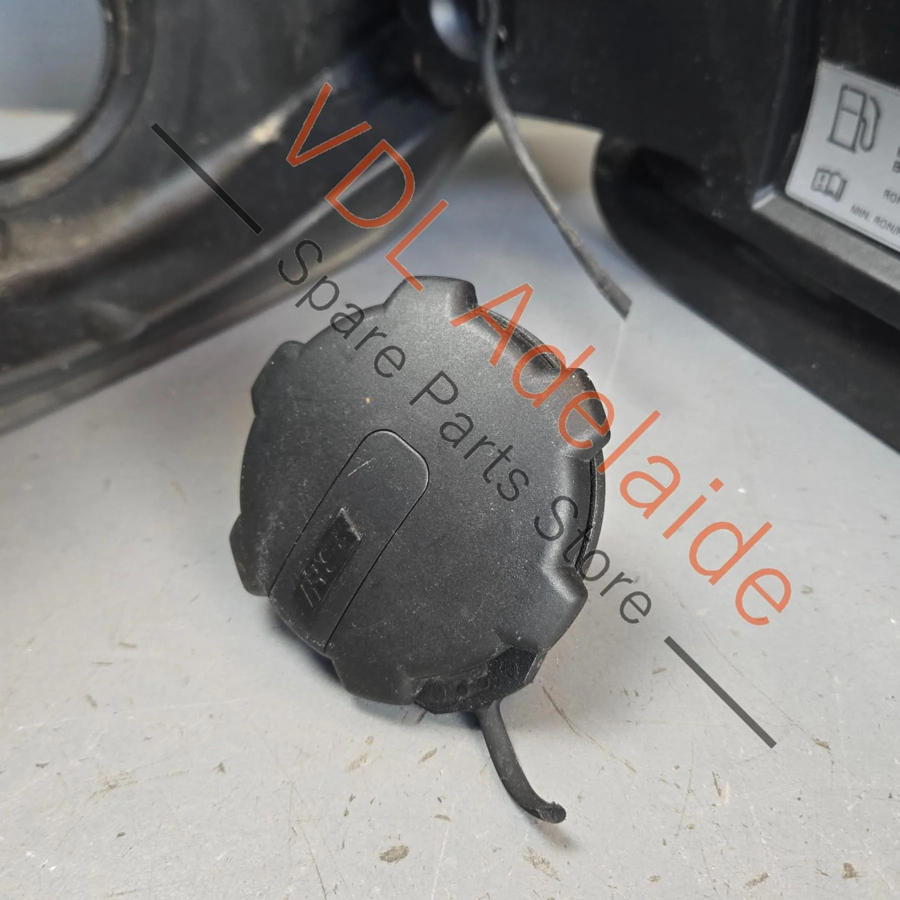 Audi RS5 Petrol Gas Fuel Filler Door Cap Flap Daytona Grey 6Y / Z7S - Image 6