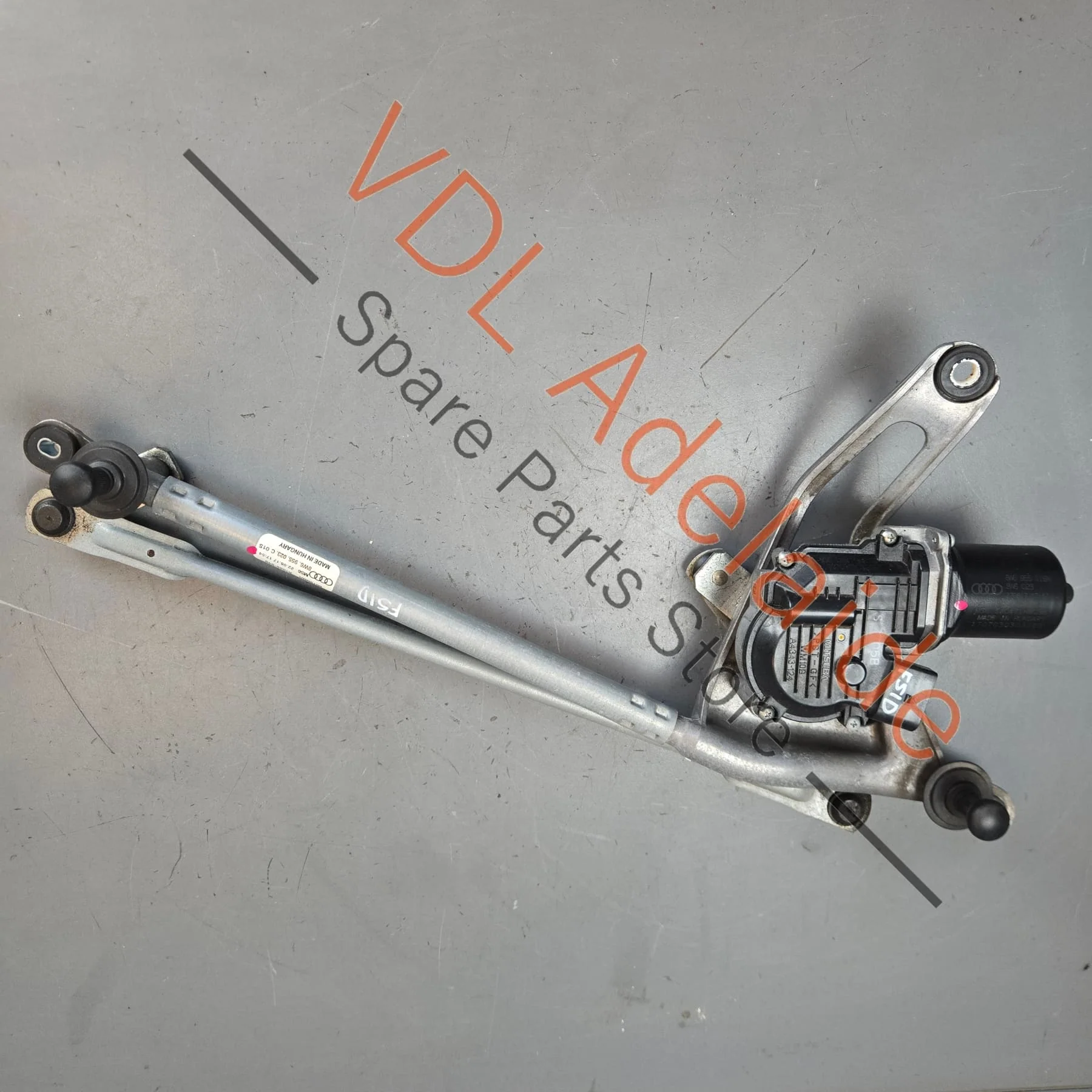 Audi A4 B9 A5 F5 Windscreen Wiper Motor & Linkages for RHD 8W6955023C