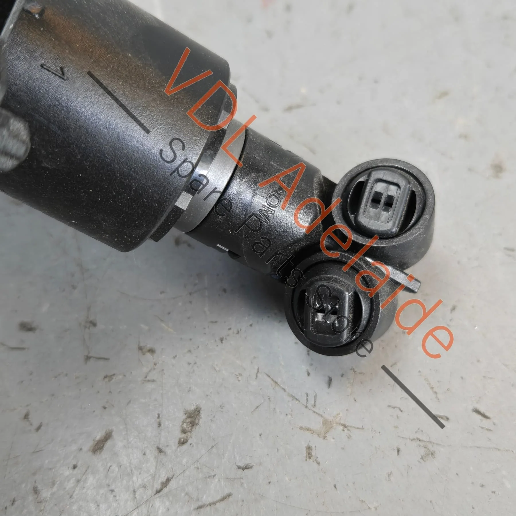 Audi RS4 RS5 Front Bumper Headlight Washer Jet 8W6955102A - Image 3