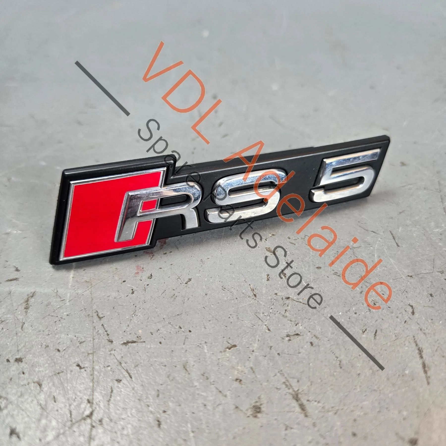 Audi RS5 Front Grille Badge Chrome 8W6853736C 2ZZ