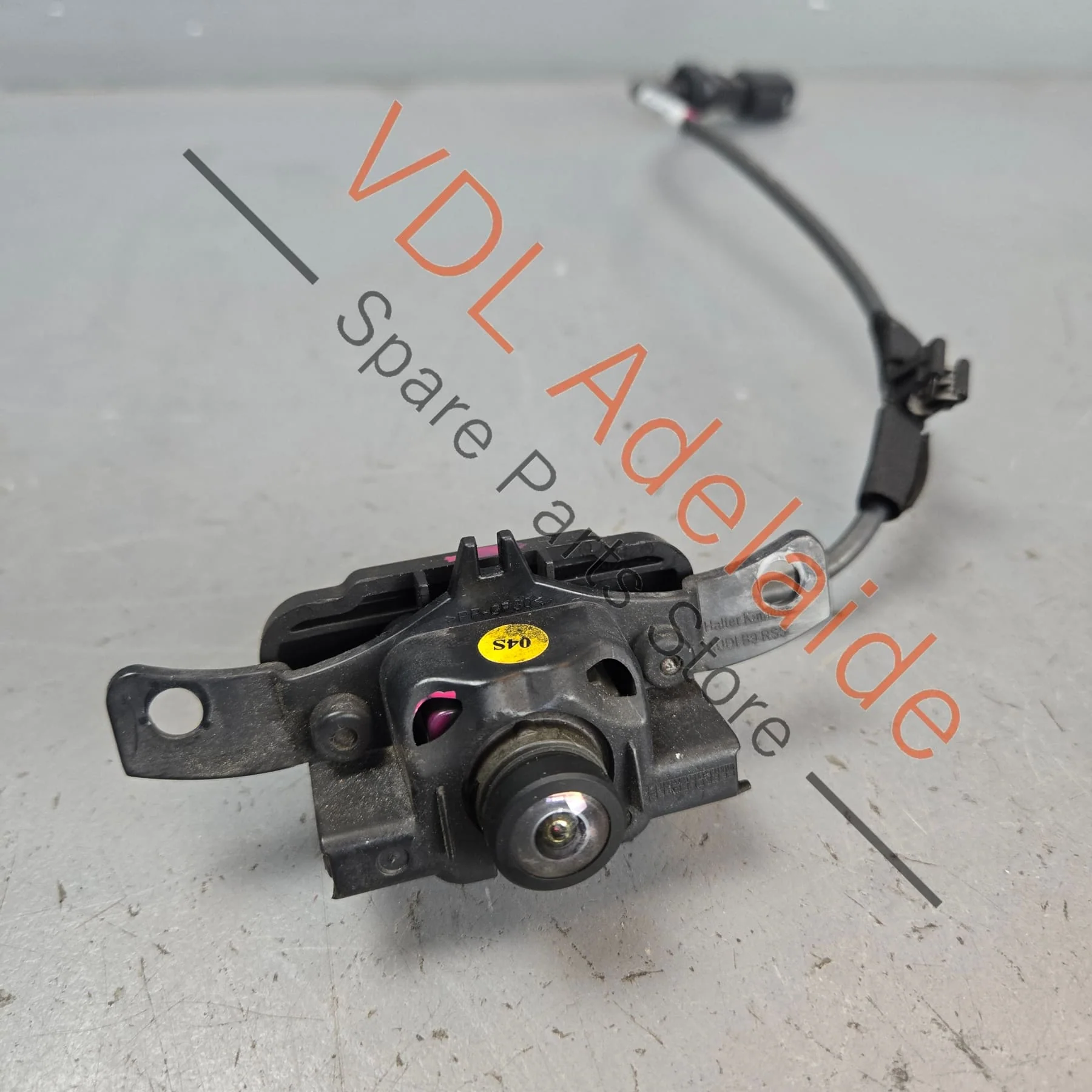 Audi RS5 B9 Front Bumper Camera with mounting bracket 5Q0980546A 8W0971192 8W6853231C