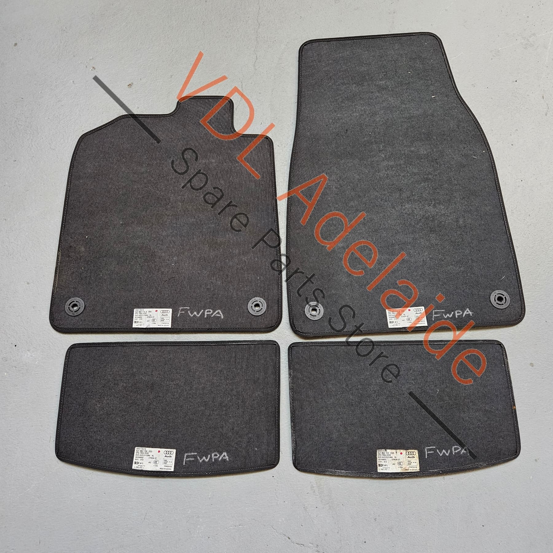 Genuine Floor Mat Set Audi e-Tron 4J3864435C OS5 - Image 6