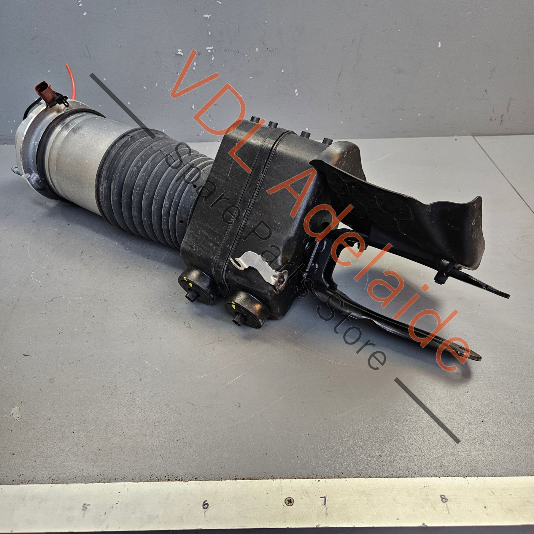 Audi e-Tron Porsche Taycan Front Left Suspension Shock Absorber 9J1616037F 9J1616037E - Image 6