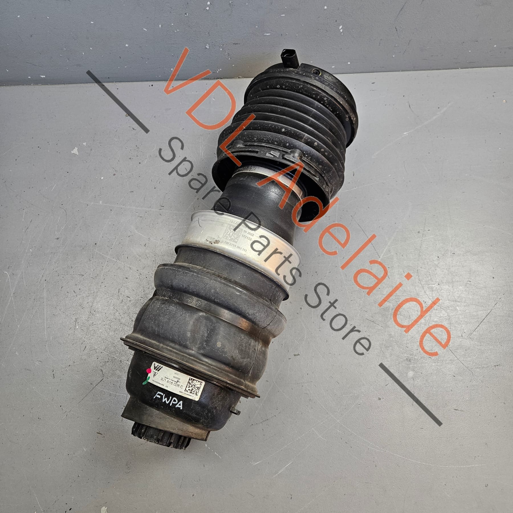 Audi e-Tron Porsche Taycan Rear Right Suspension Airbag Spring Cylinder 9J1616026C 9J1616026D