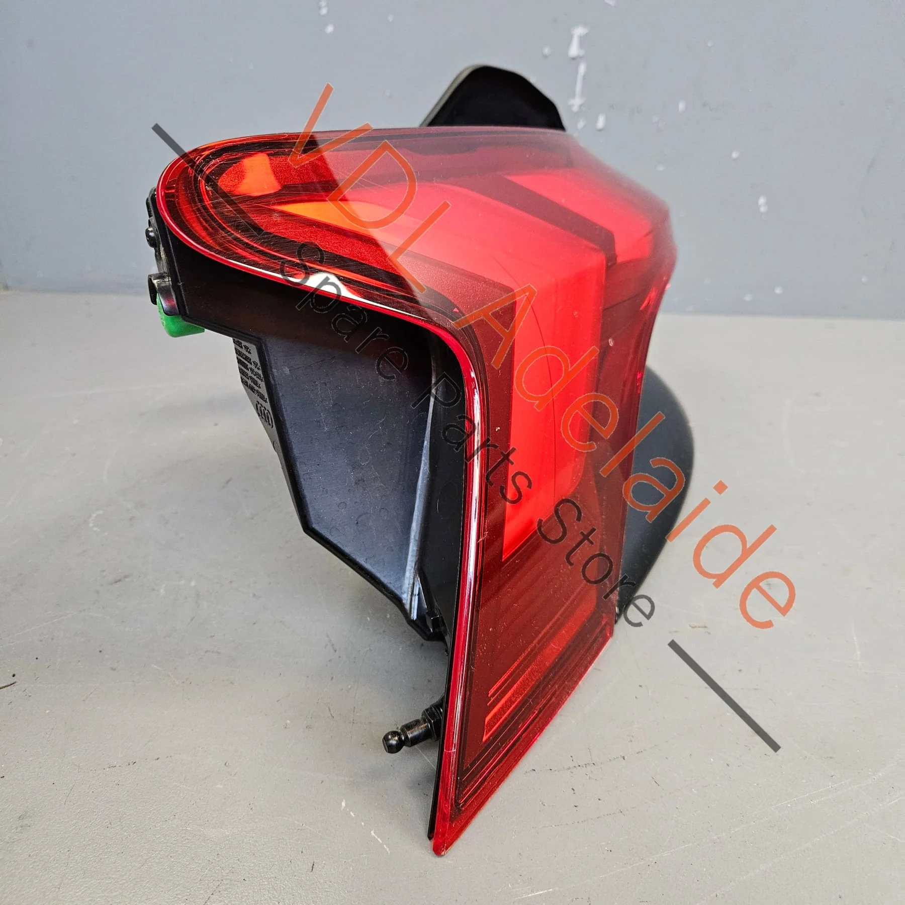 Audi e-Tron GT Rear Left Tail Light Lamp LED 4J3945091 - Image 4