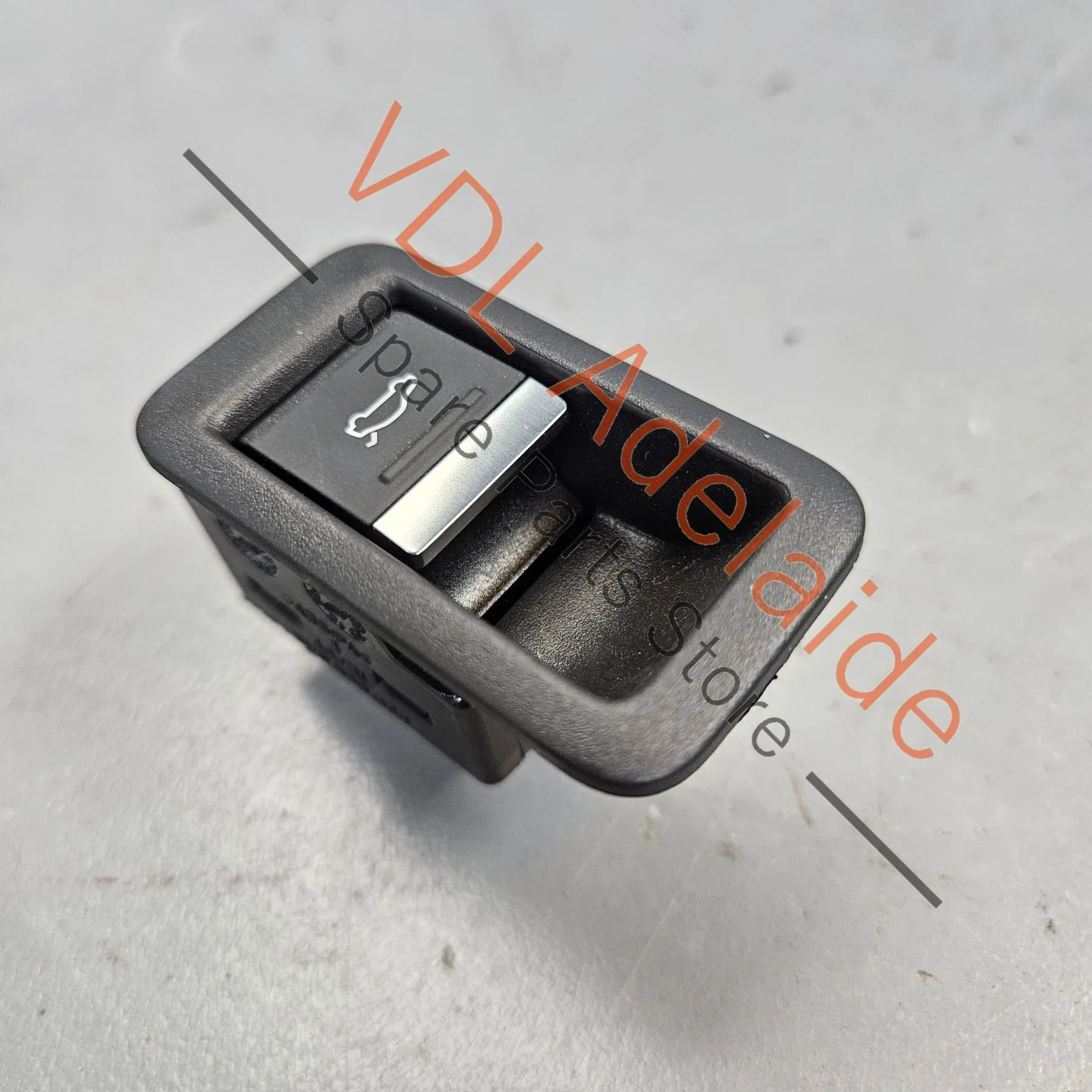 Genuine Audi e-Tron Boot Lock Open Switch Button 4K0959831 NV6 - Image 2