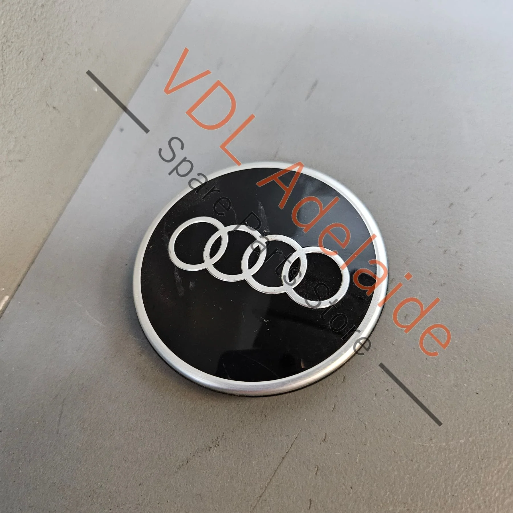 Audi Alloy Wheel Hub Centre Cap Black Glossy 81A601170 - Image 4