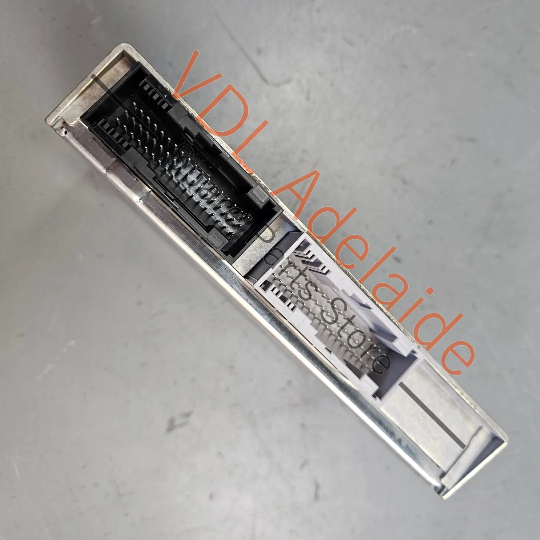 Audi e-Tron Central Gateway Interface Diagnosis Diagnostic Module 4KR907468G - Image 3
