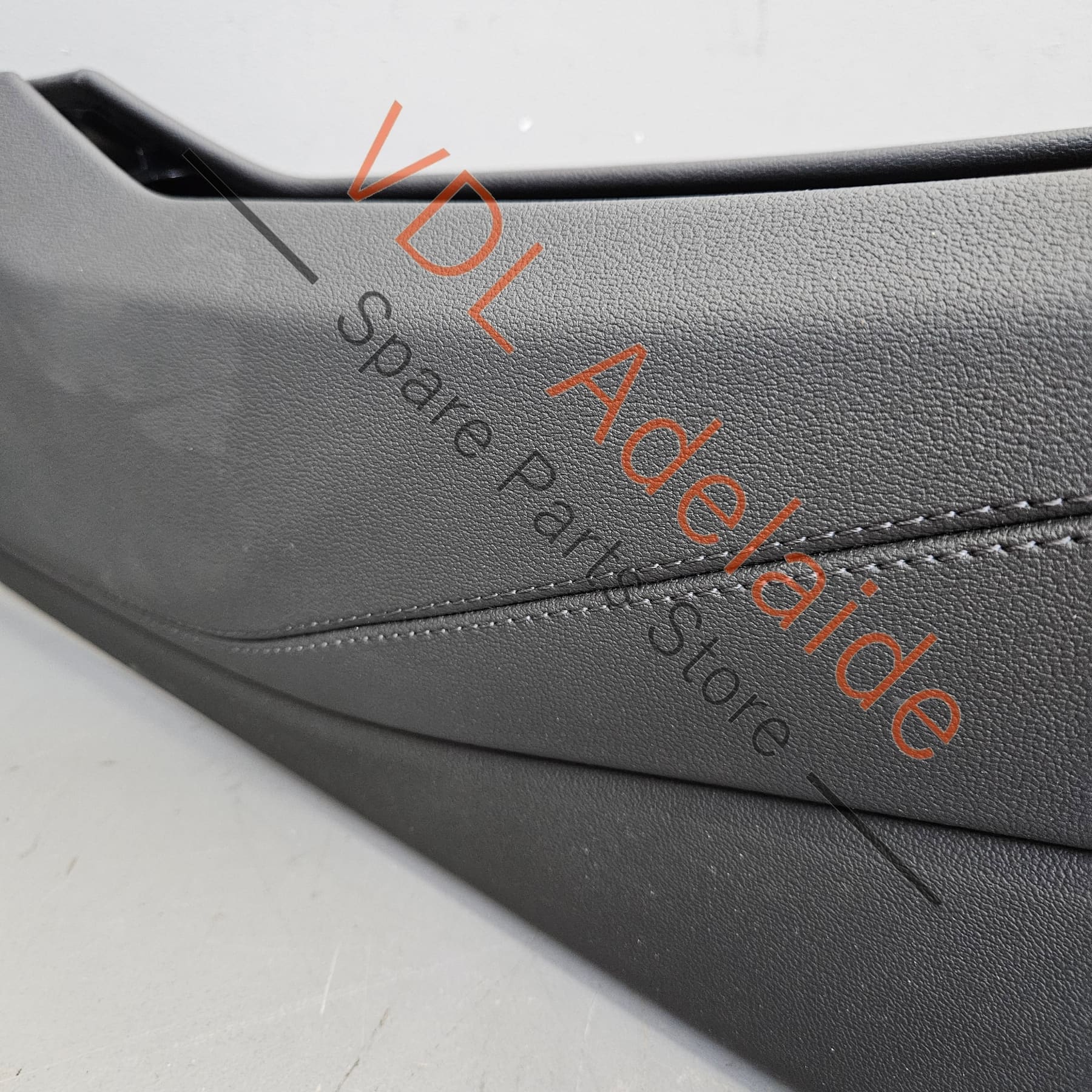 Pair of Audi e-Tron GT Interior Centre Console Leatherette Side Covers 4J3864039 38M 4J3864040 38M - Image 6