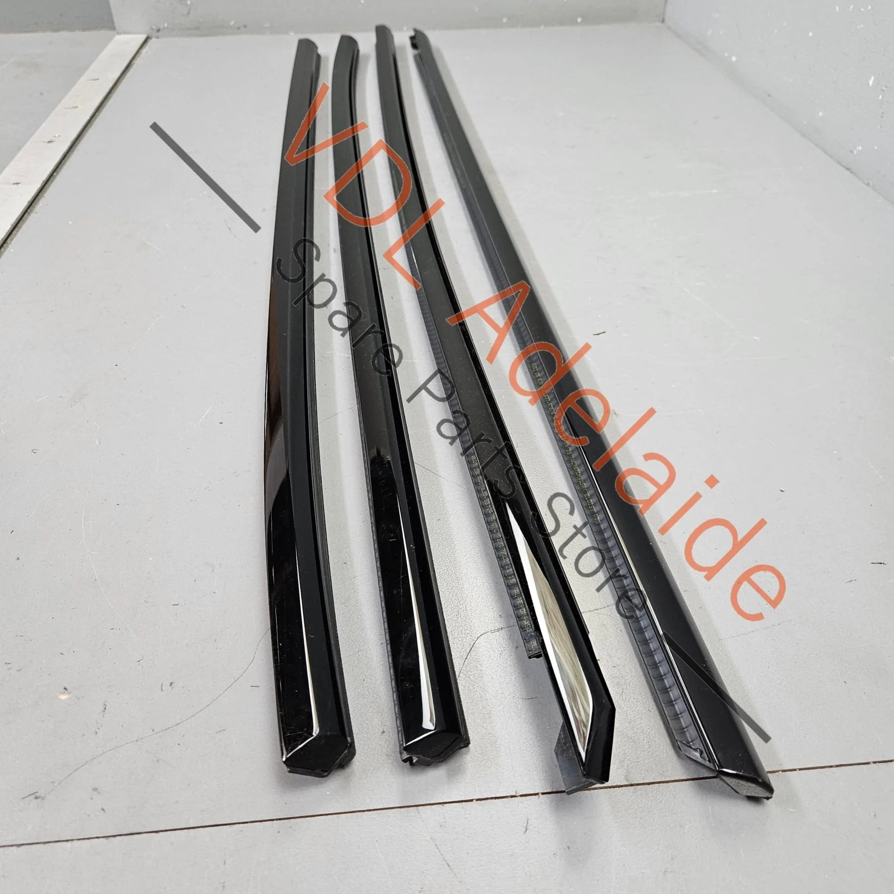 Audi e-Tron GT Door Aperture Window Slot Seal Gloss Black Exterior Moulding Set - Image 3