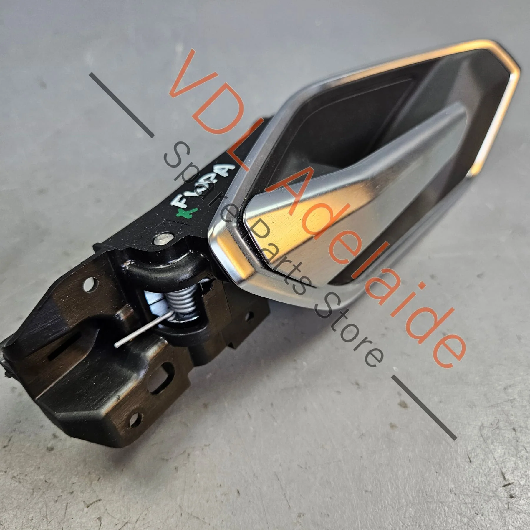 Audi e-Tron Interior Door Handle Pull Left Rear 4KE839019D 4PK - Image 3