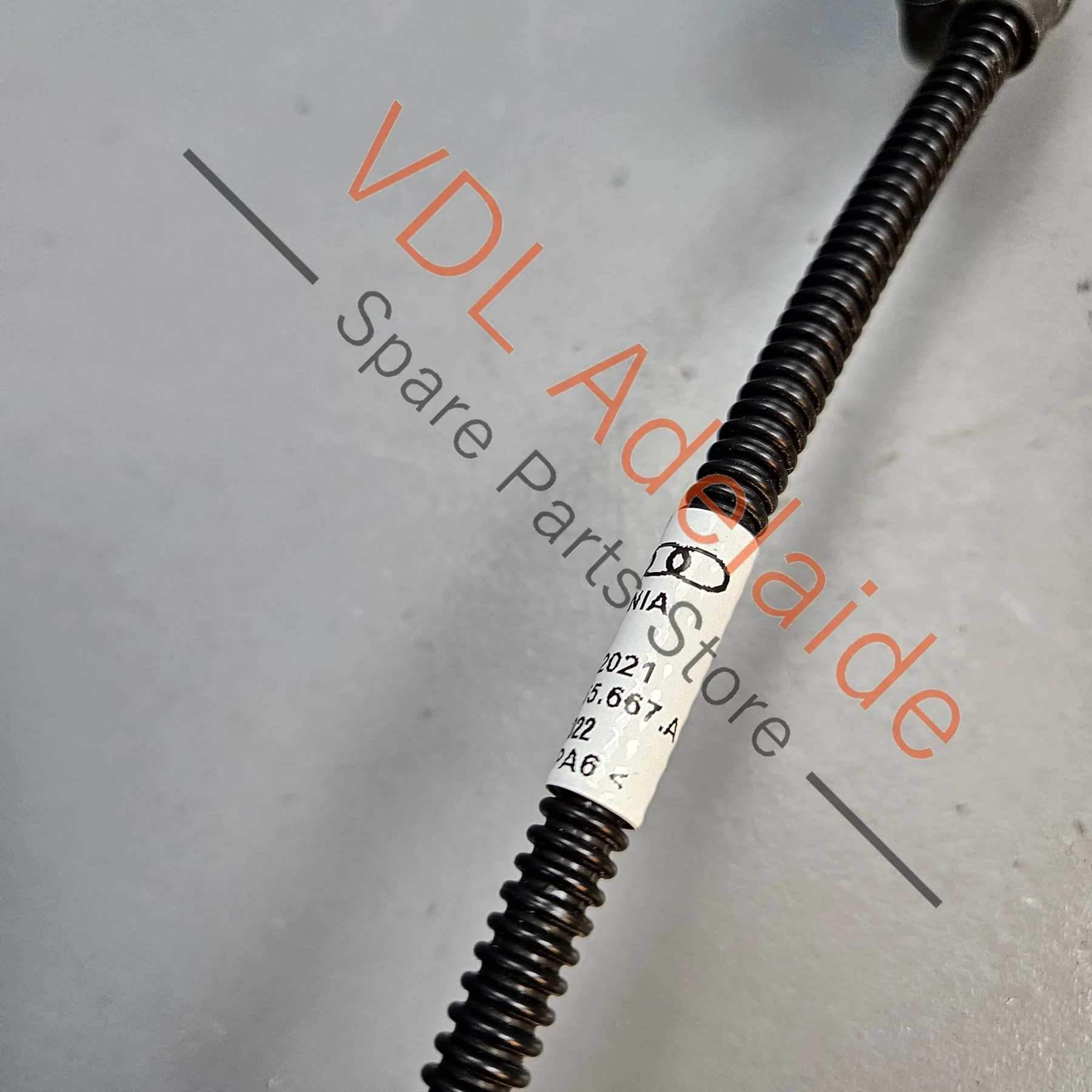 Audi e-Tron Windscreen Washer Hose Pipe Tube 4J3955667 - Image 6