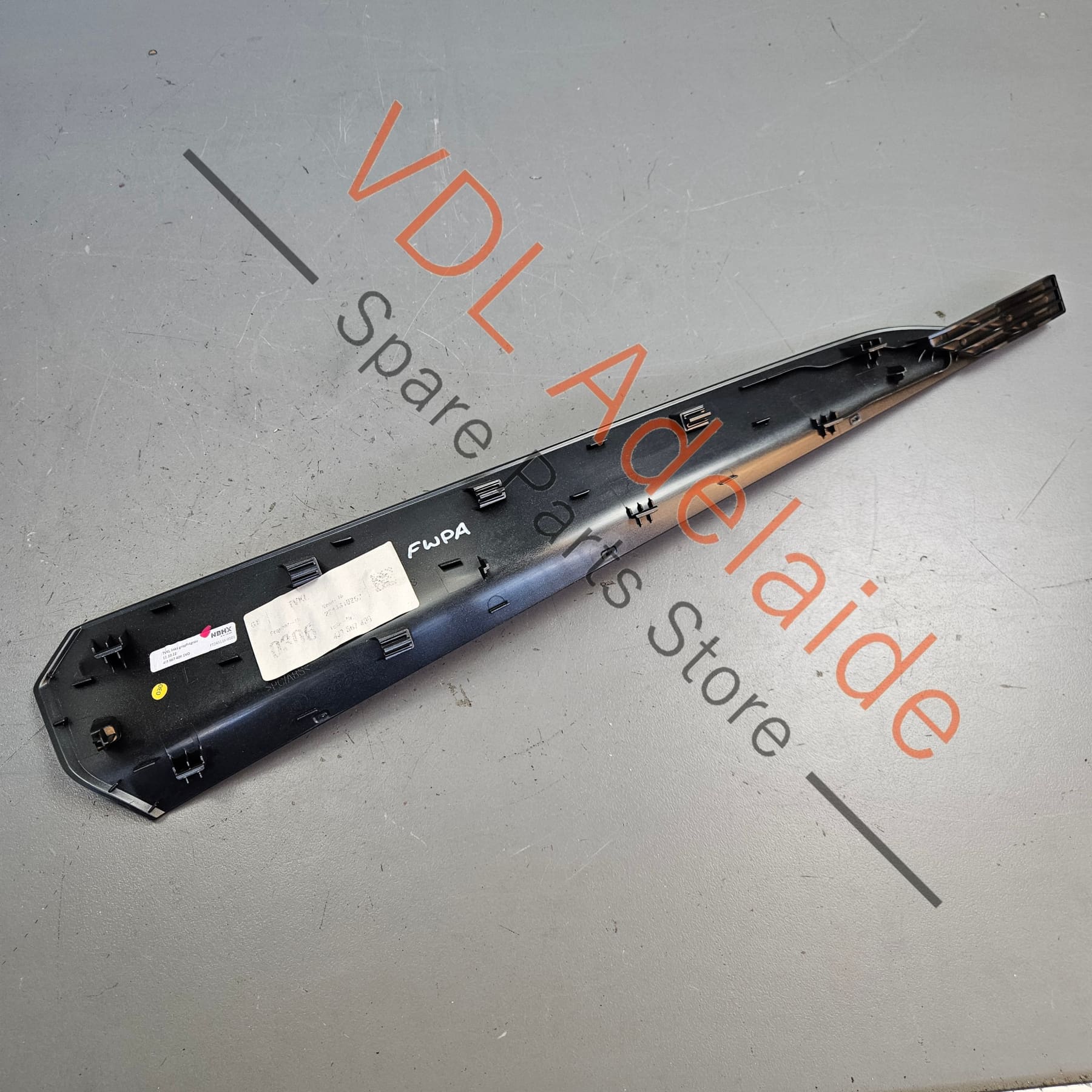 Audi e-Tron GT Interior Left Door Trim Inlay Graphite Grey 4J3867409 1VO - Image 3