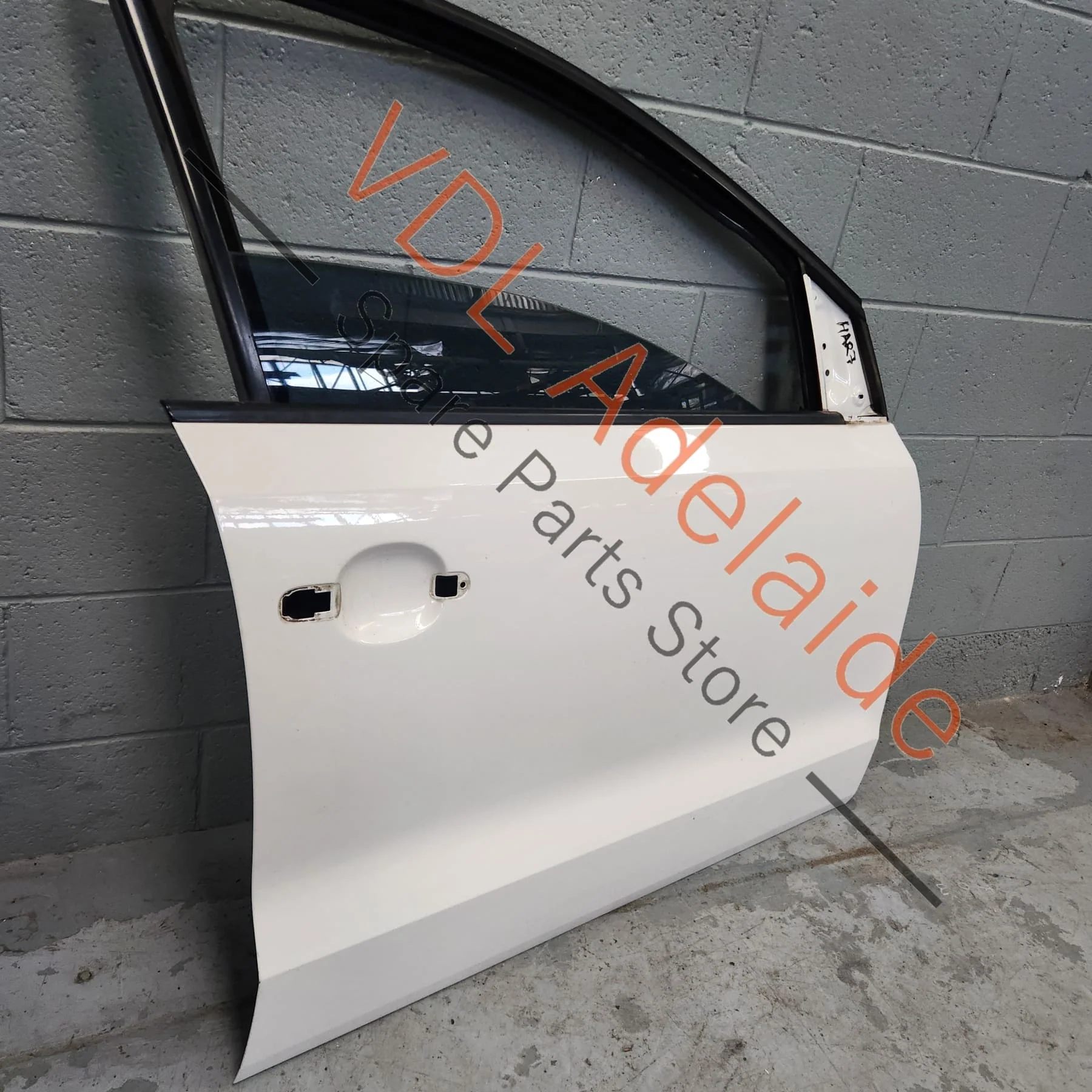 VW Polo 6R Front Right Door Shell Panel Candy White B4 / B9A - Image 3