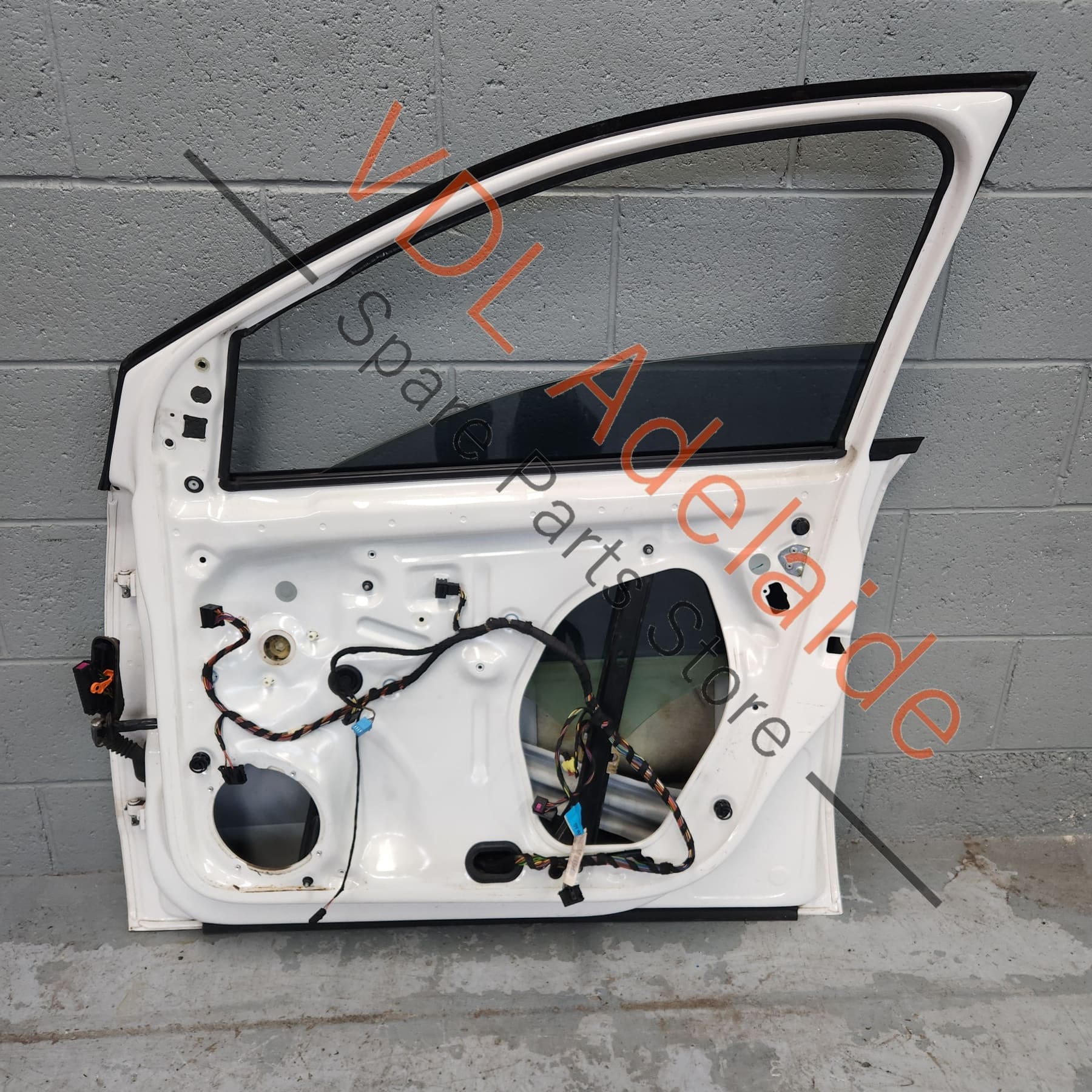 VW Polo 6R Front Right Door Shell Panel Candy White B4 / B9A - Image 4