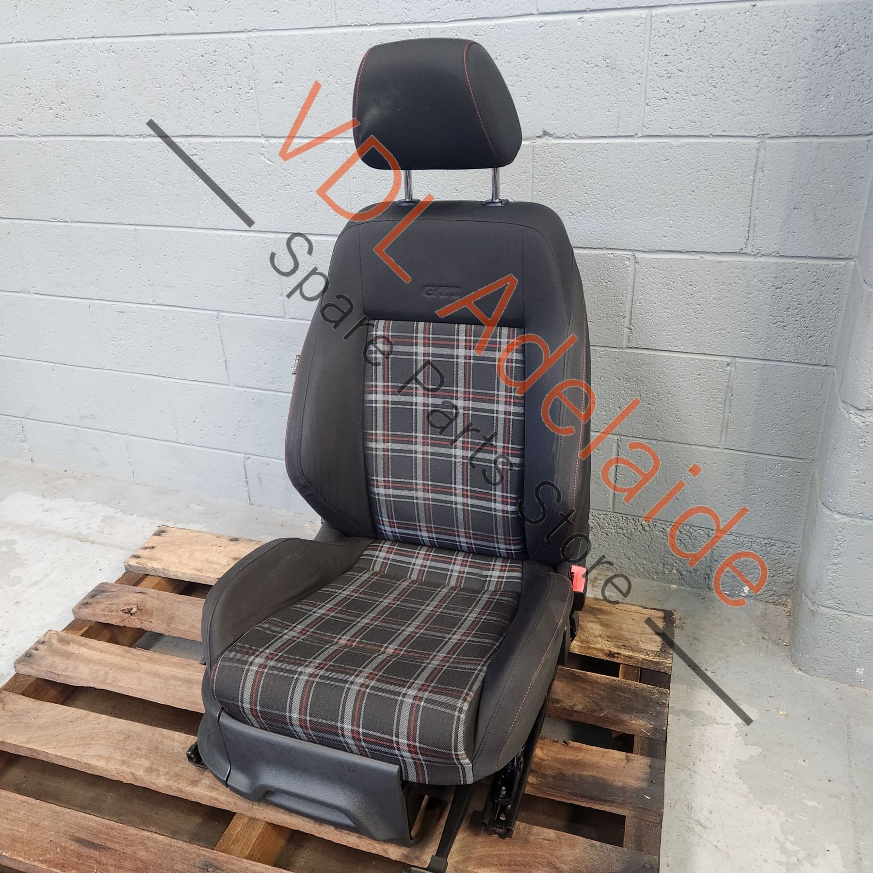VW Polo Gti 6R Tartan Fabric Cloth Front Right Drivers Seat