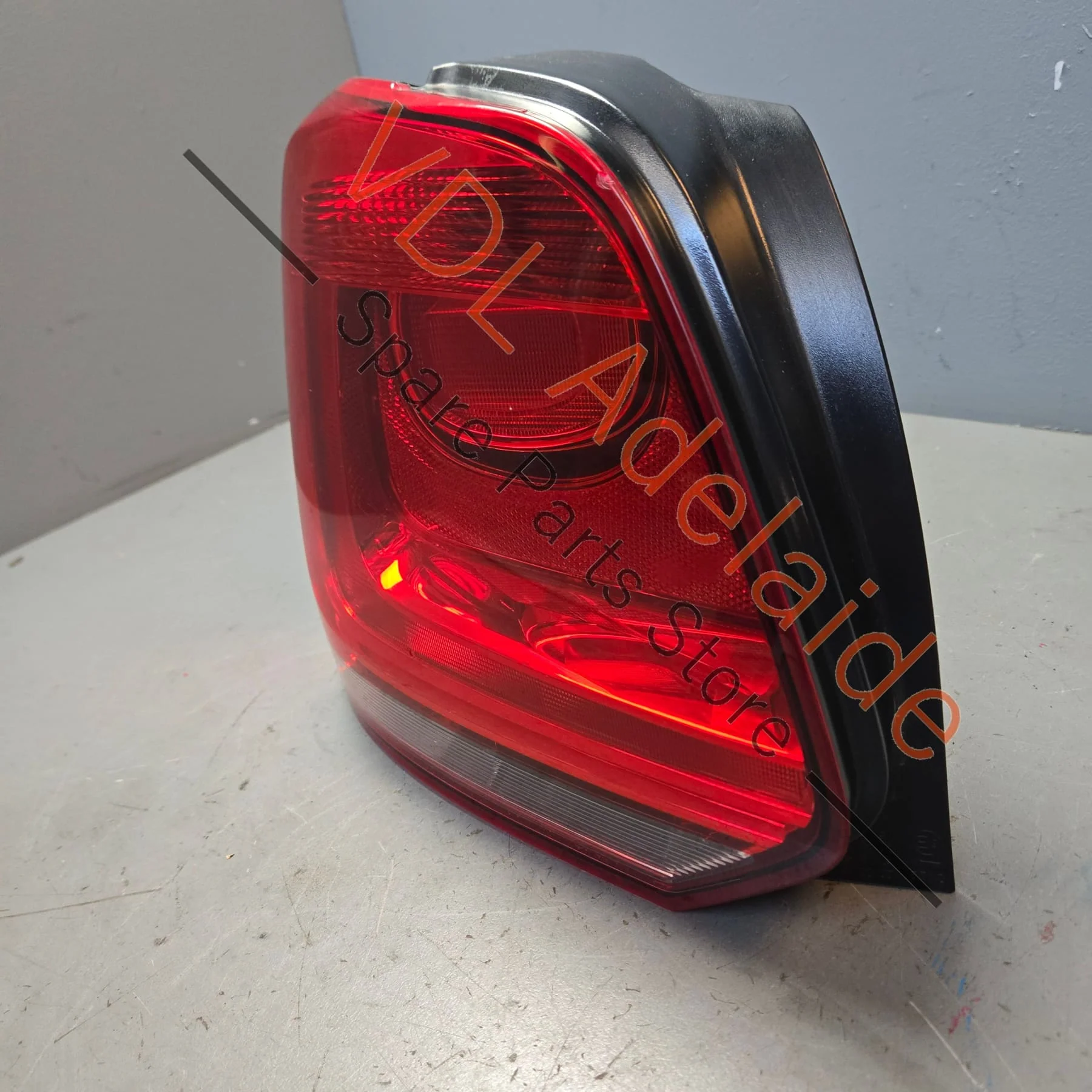 VW Polo 6R Left Tail Light Taillight 6R0945095P 6R0945095AC - Image 2