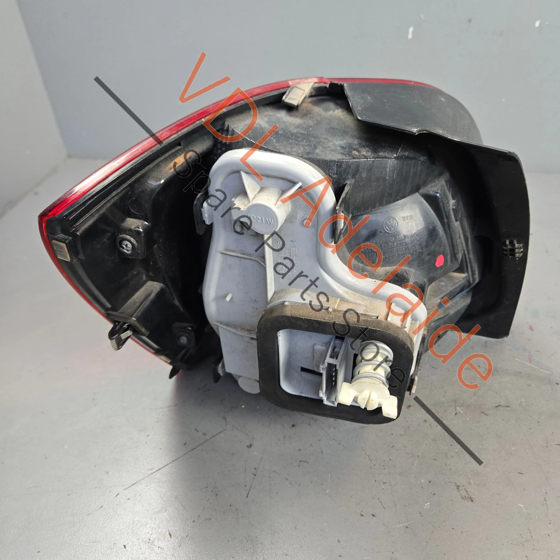 VW Polo 6R Right Tail Light Taillight 6R0945096P 6R0945096AC - Image 9
