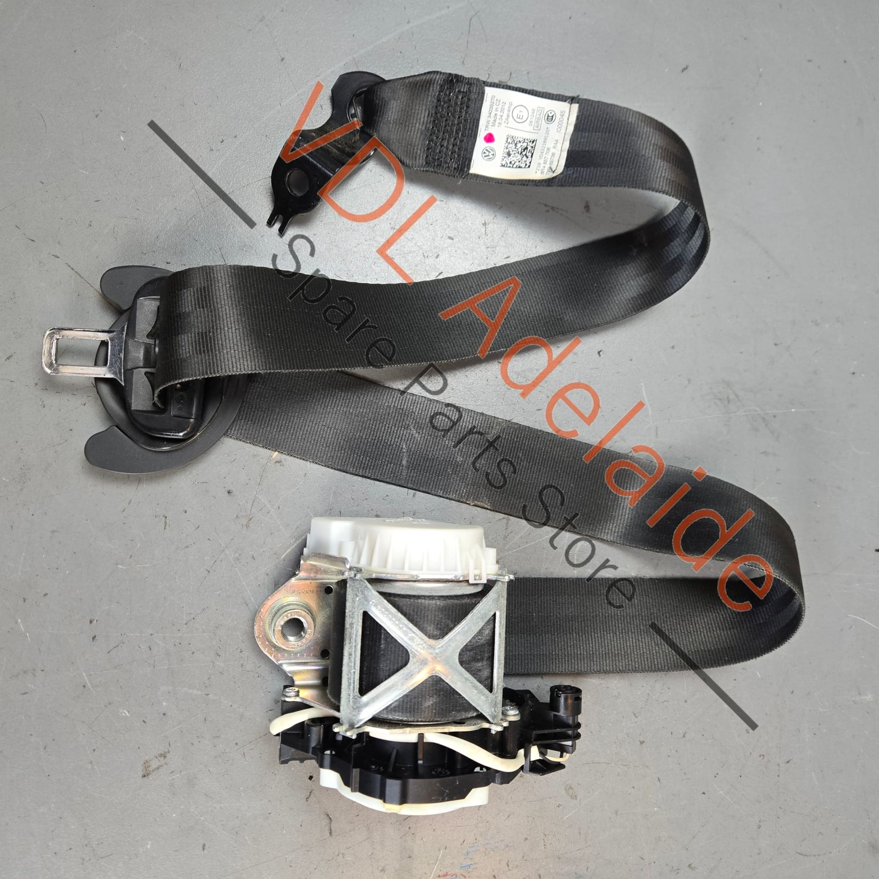 VW Polo MK5 6R Front Right Seatbelt Seat Belt 6R4857706 RAA - Image 4