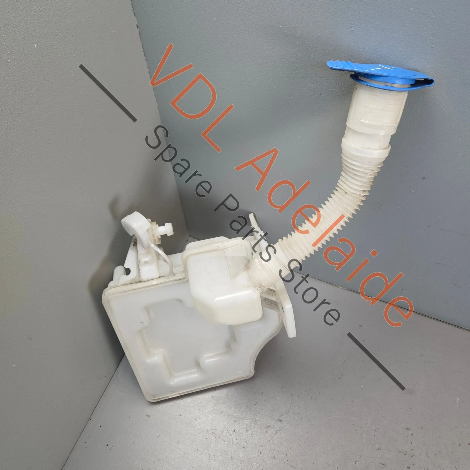 VW Polo MK5 6R Gti Windscreen & Headlight Washer Water Tank Reservoir 6R0955453E - Image 5