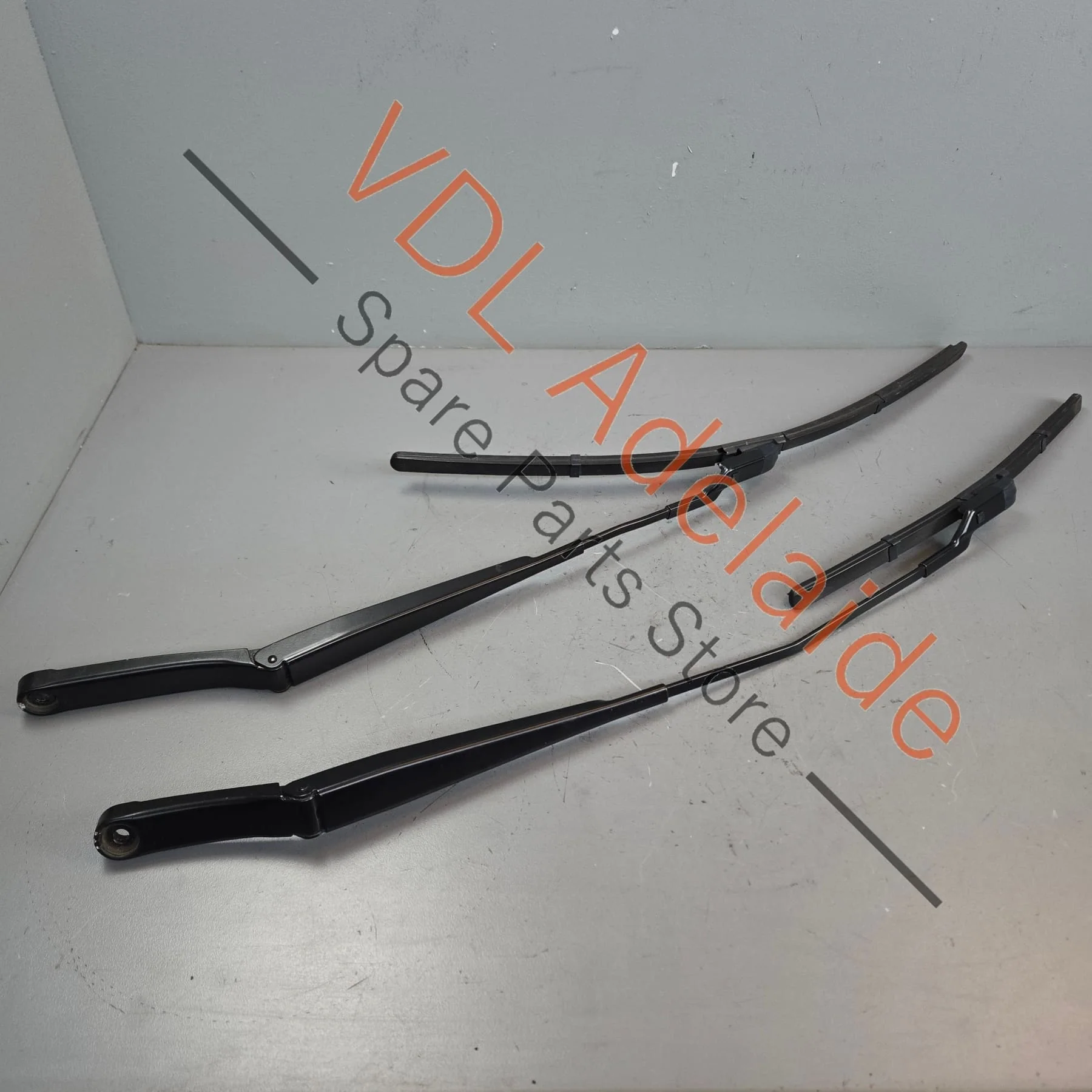 VW Polo MK5 6R Pair of Windscreen Wiper Arms 6R2998002 6R2955410A 6R2955409A