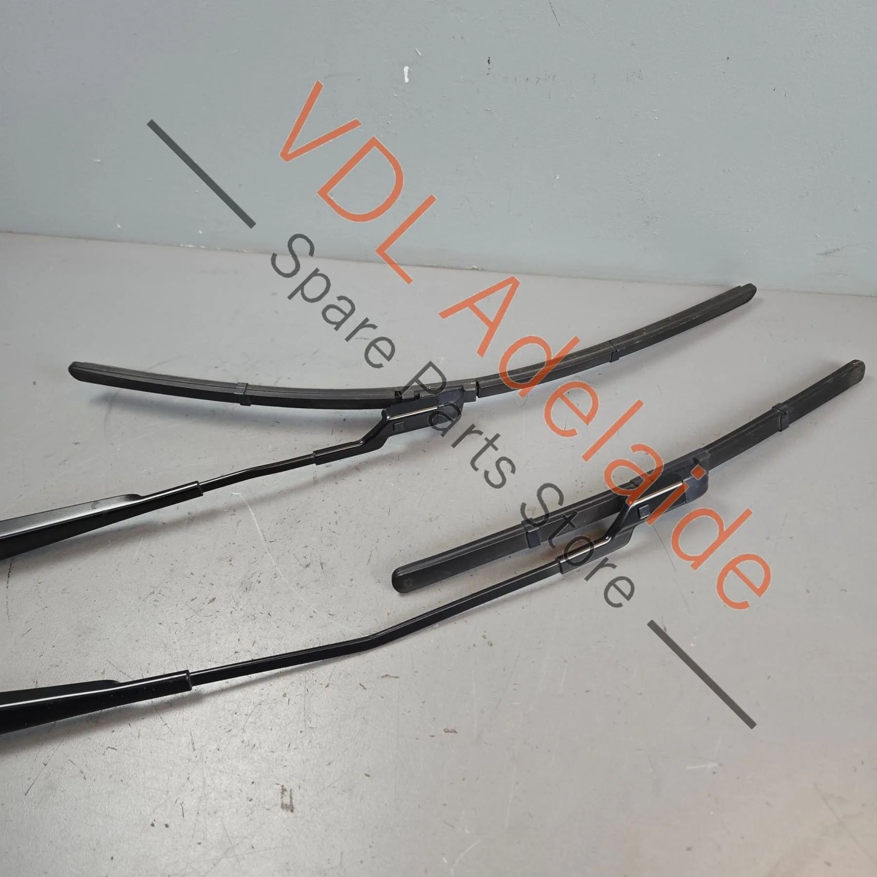 VW Polo MK5 6R Pair of Windscreen Wiper Arms 6R2998002 6R2955410A 6R2955409A - Image 3