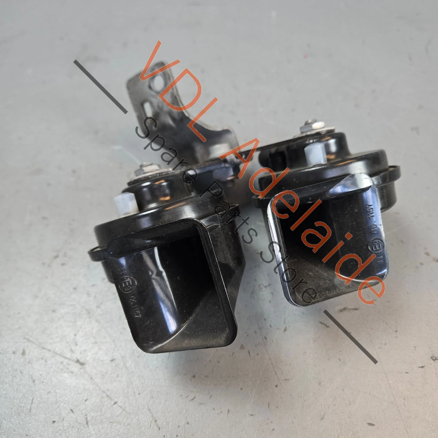 VW Polo Horn Set High and Low tone 6R0951221A 6R0951223A - Image 2