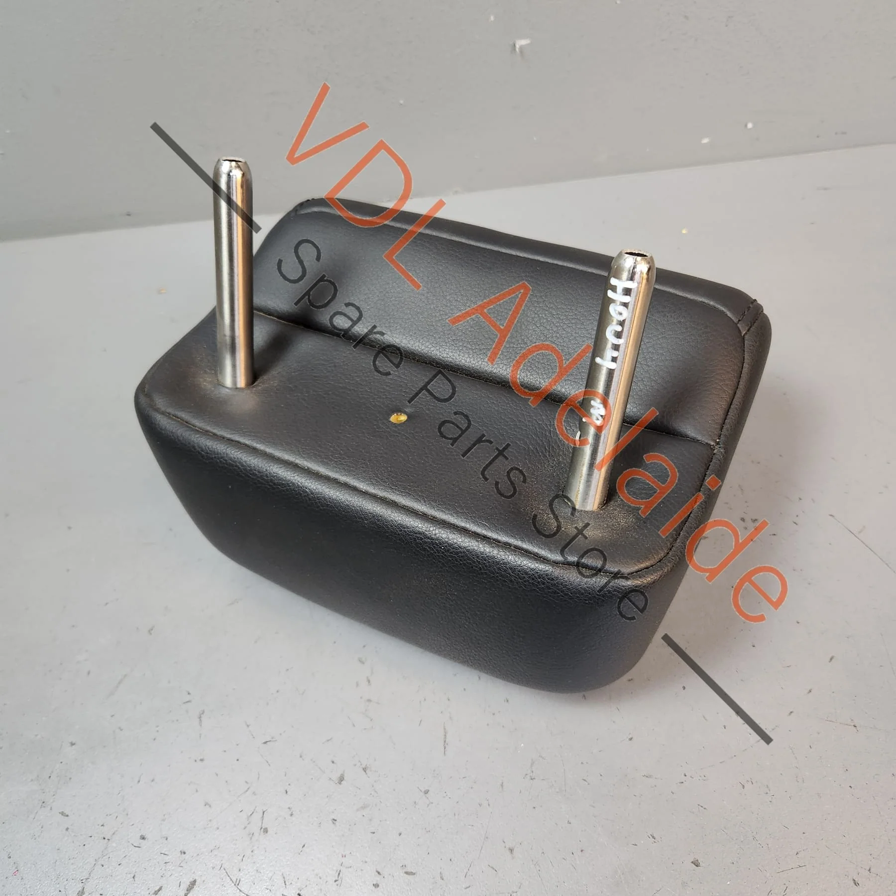 VW Golf MK6 Black Leather Headrest for Rear Middle Centre Seat Interior Trim - Image 6