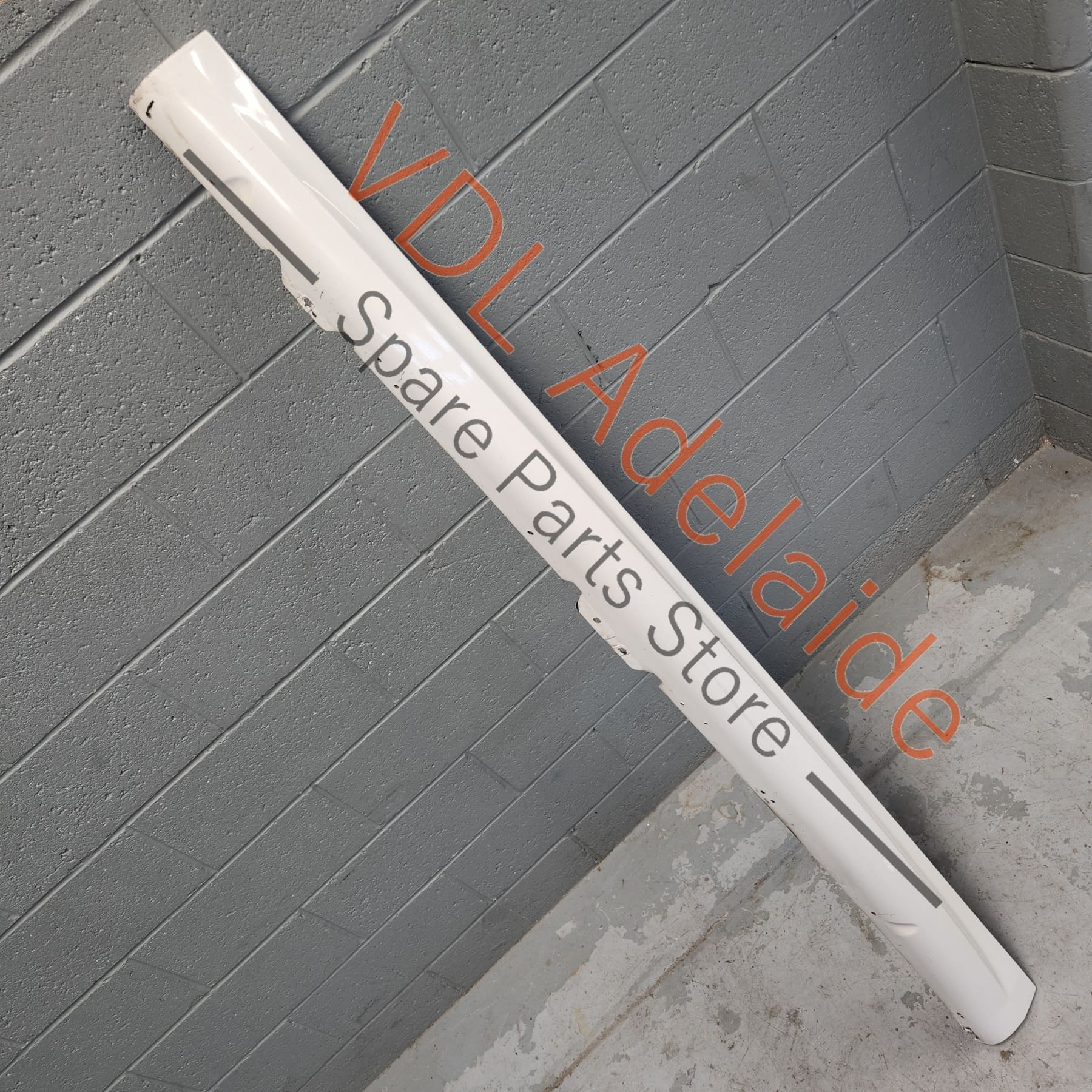 VW Golf MK6 R Left Sideskirt Side Member Rocker Moulding 5K0853855G