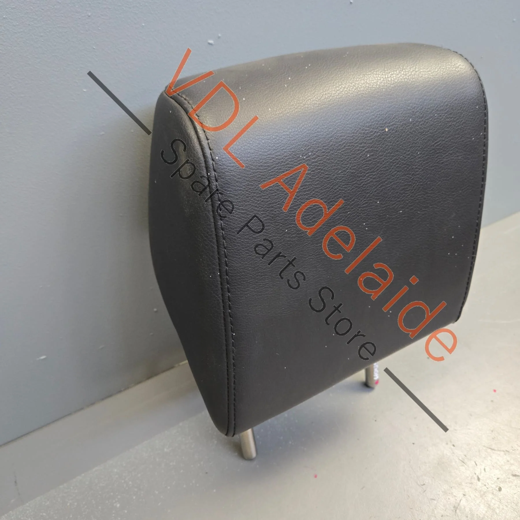 VW Golf MK6 Rear Seat Headrest Leather Suits left or right position 5K0885901A WYE - Image 4