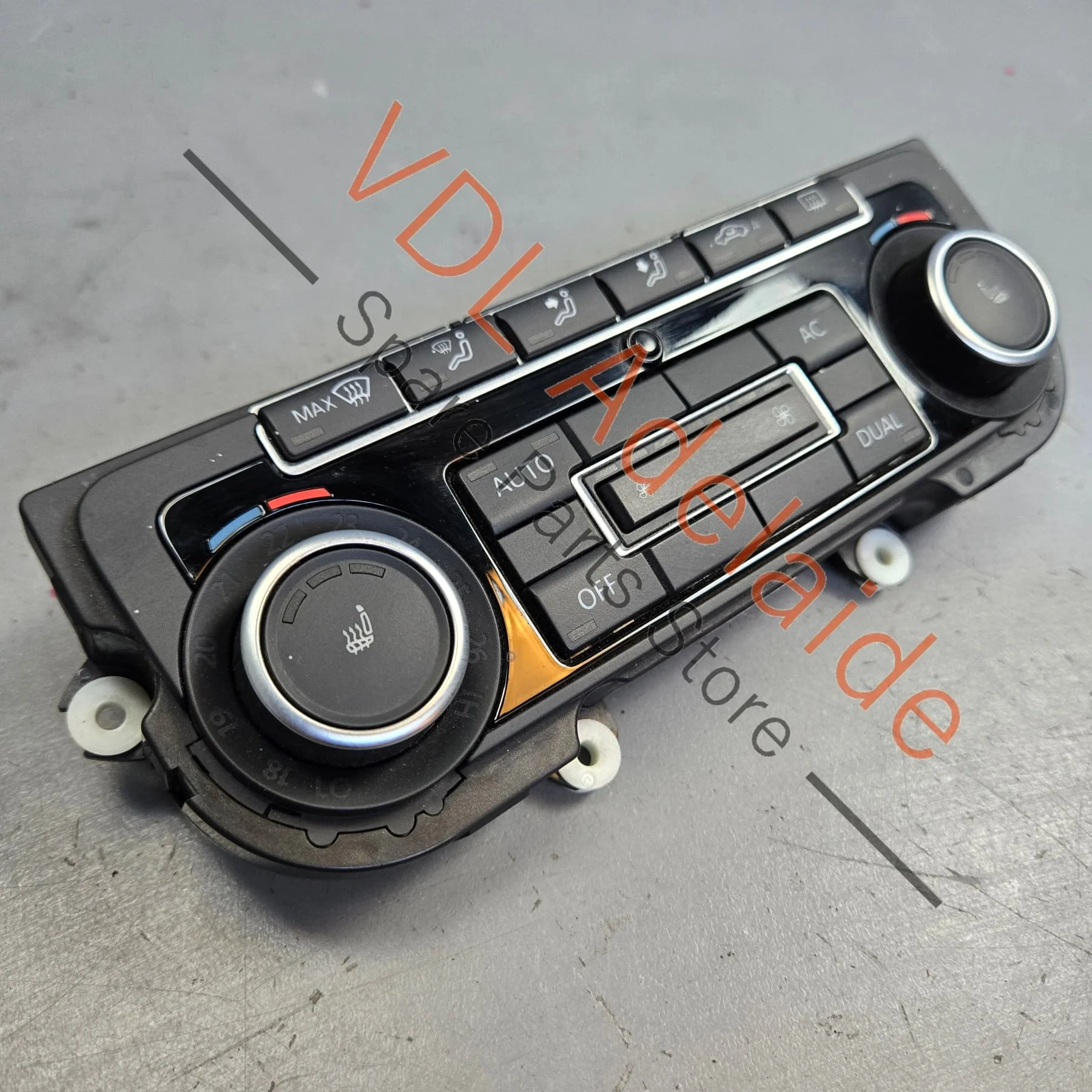 VW Golf MK6 AC Control Switch for Heated Seat vehicles 5K0907044EA 5K0907044HB - Image 2