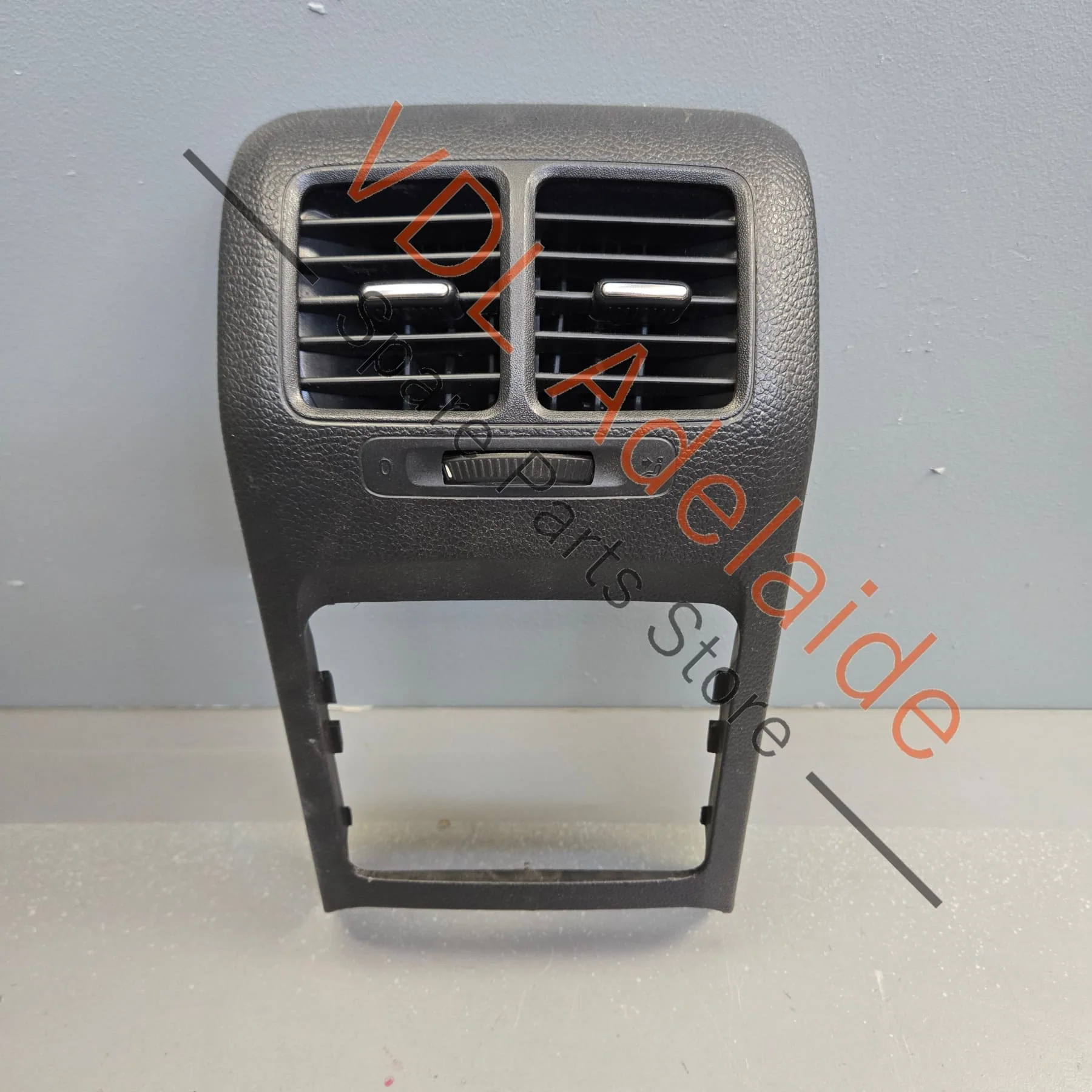 VW Golf MK6 Rear AC Aircon Vent & Console Frame Trim 1K0819203A