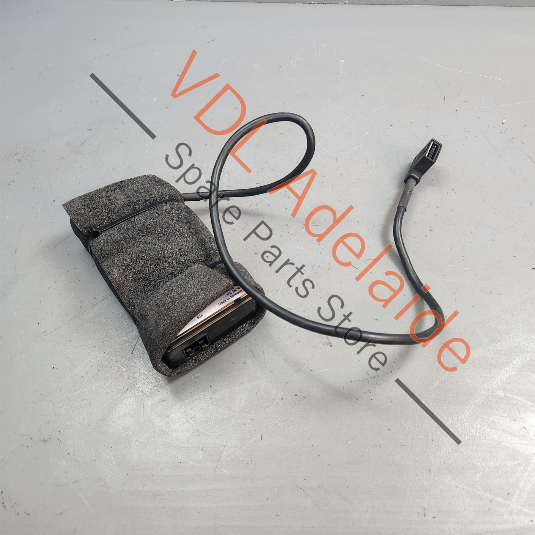 Volkswagen VW Golf Mk6 Multimedia Interface Box Media-In Control Unit 5N0035342C